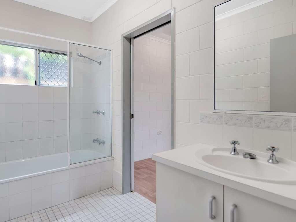 10 Satinash Close, Redlynch, QLD, 4870, Redlynch - Thumbnail 6
