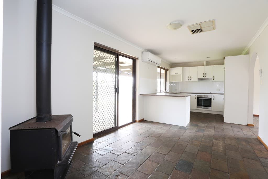 1 Stirling Avenue, Sellicks Beach, SA, 5174, Sellicks Beach - Thumbnail 4
