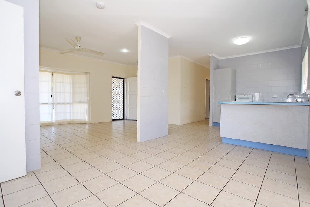 12 McFarlane Drive, Kanimbla, QLD, 4870, Kanimbla - Thumbnail 2