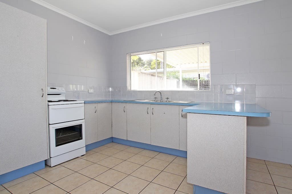 12 McFarlane Drive, Kanimbla, QLD, 4870, Kanimbla - Thumbnail 6