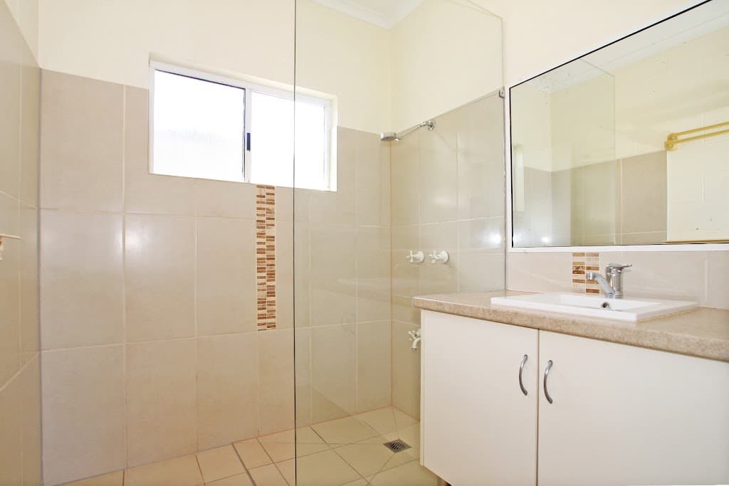 12 McFarlane Drive, Kanimbla, QLD, 4870, Kanimbla - Thumbnail 7