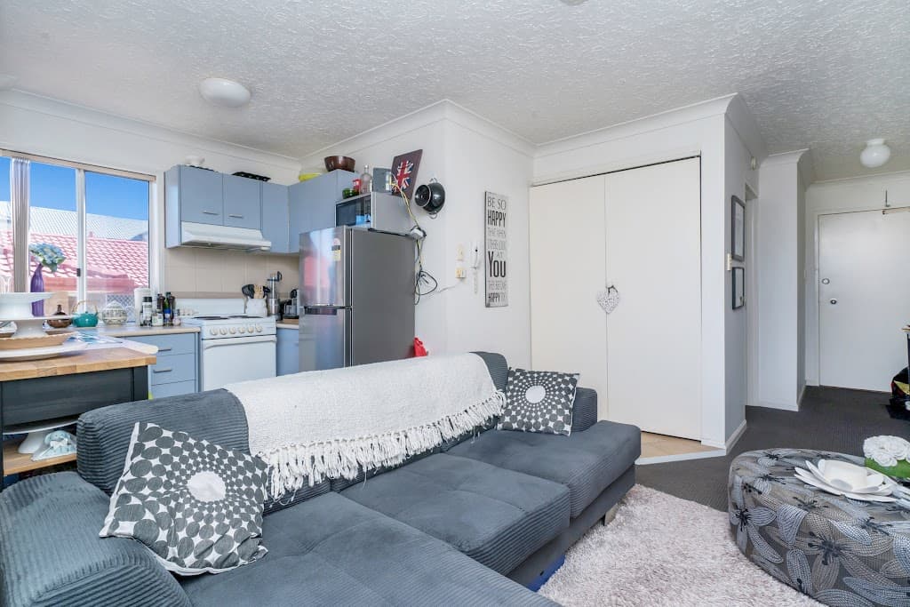 10/7 Illawong Street, Surfers Paradise, QLD, 4217, Surfers Paradise - Thumbnail 4