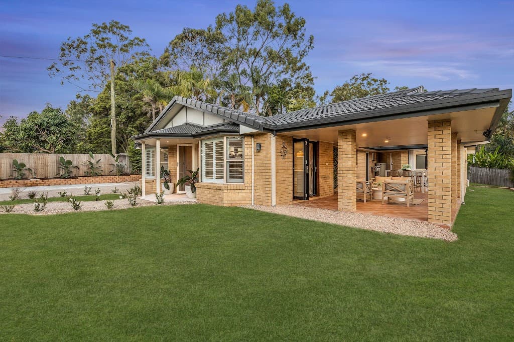16 Narrabundah Street, Mudgeeraba, QLD, 4213, Mudgeeraba - Thumbnail 3