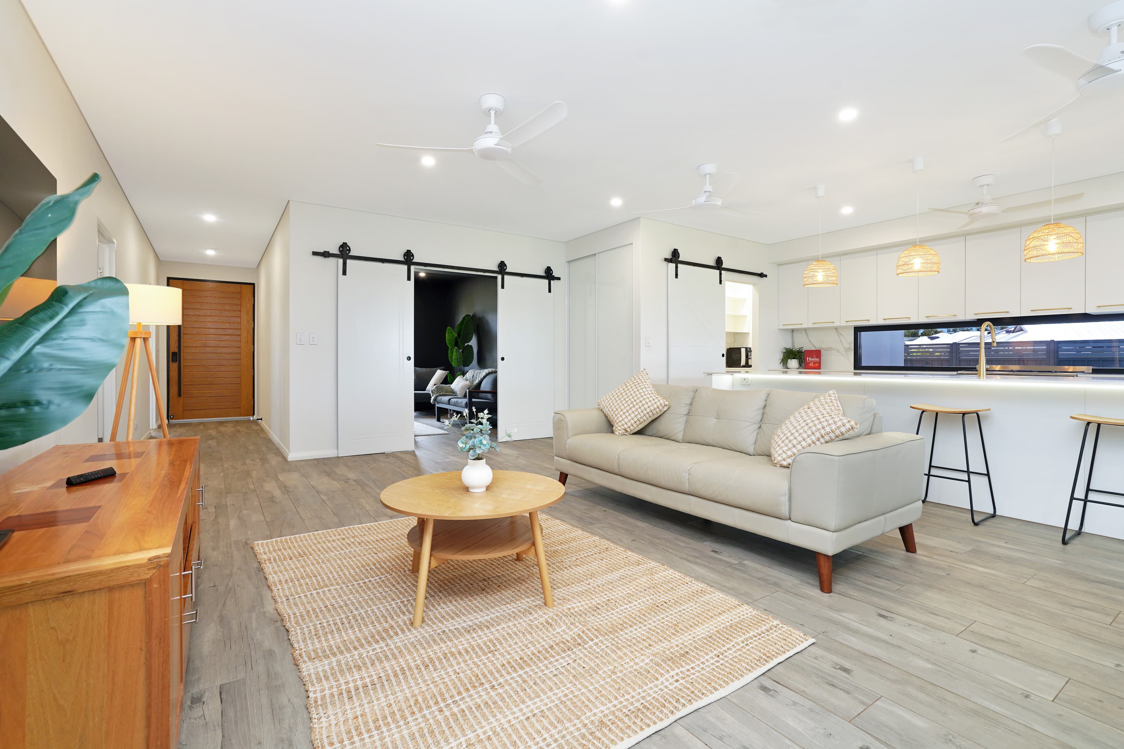 16 Scobie Court, Zuccoli, Zuccoli - Thumbnail 4