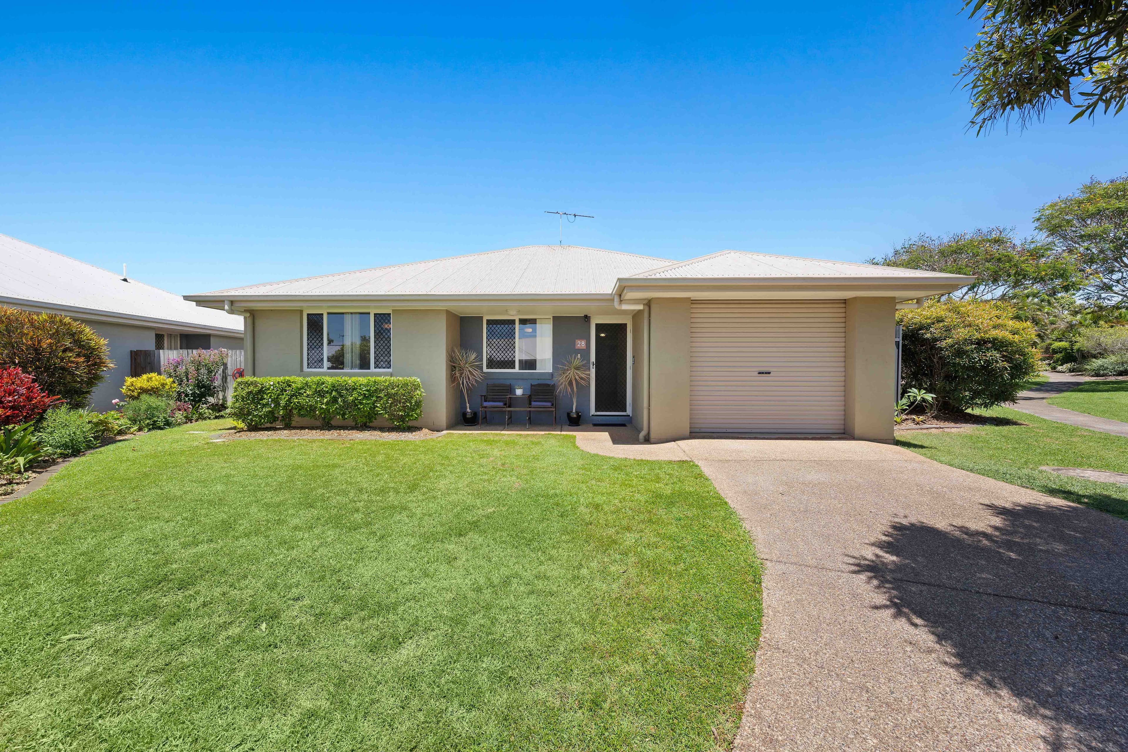 Unit 28/192 Hargreaves Road, Manly West, Manly West - Image 1