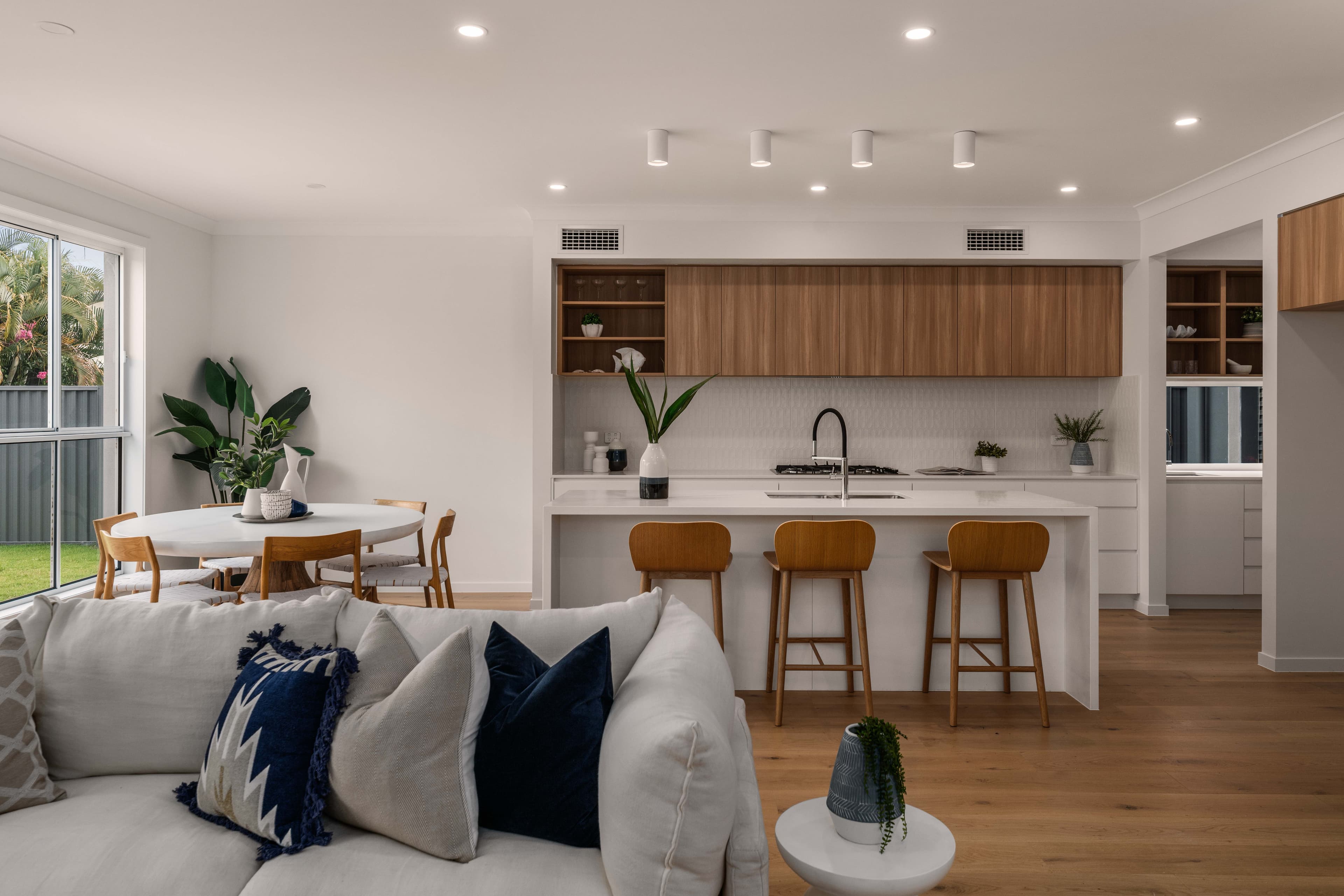 14 Ormiston Grove, Ormiston, Ormiston - Thumbnail 2