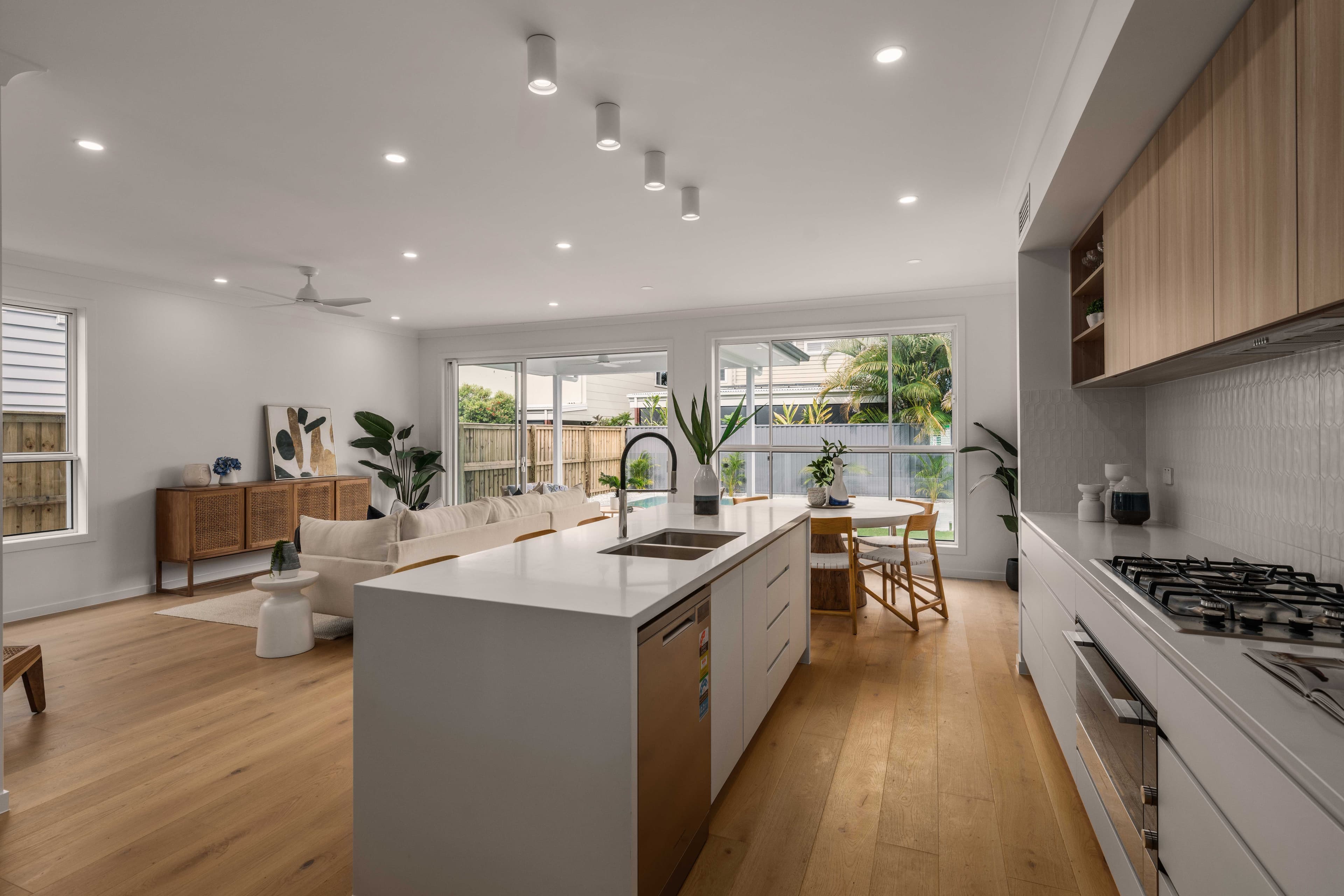 14 Ormiston Grove, Ormiston, Ormiston - Thumbnail 3