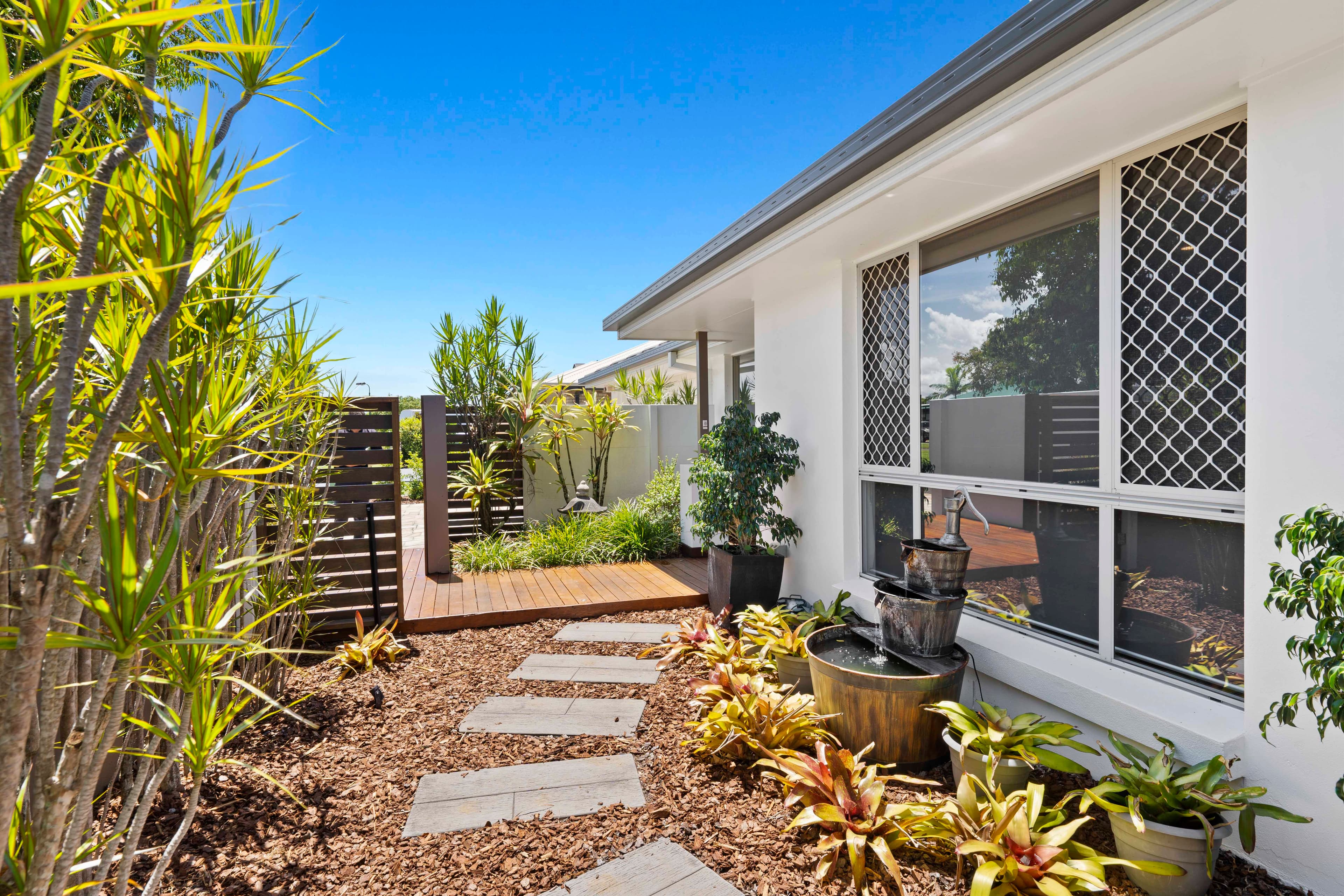 30 Ebony Crescent, Redland Bay, Redland Bay - Thumbnail 3