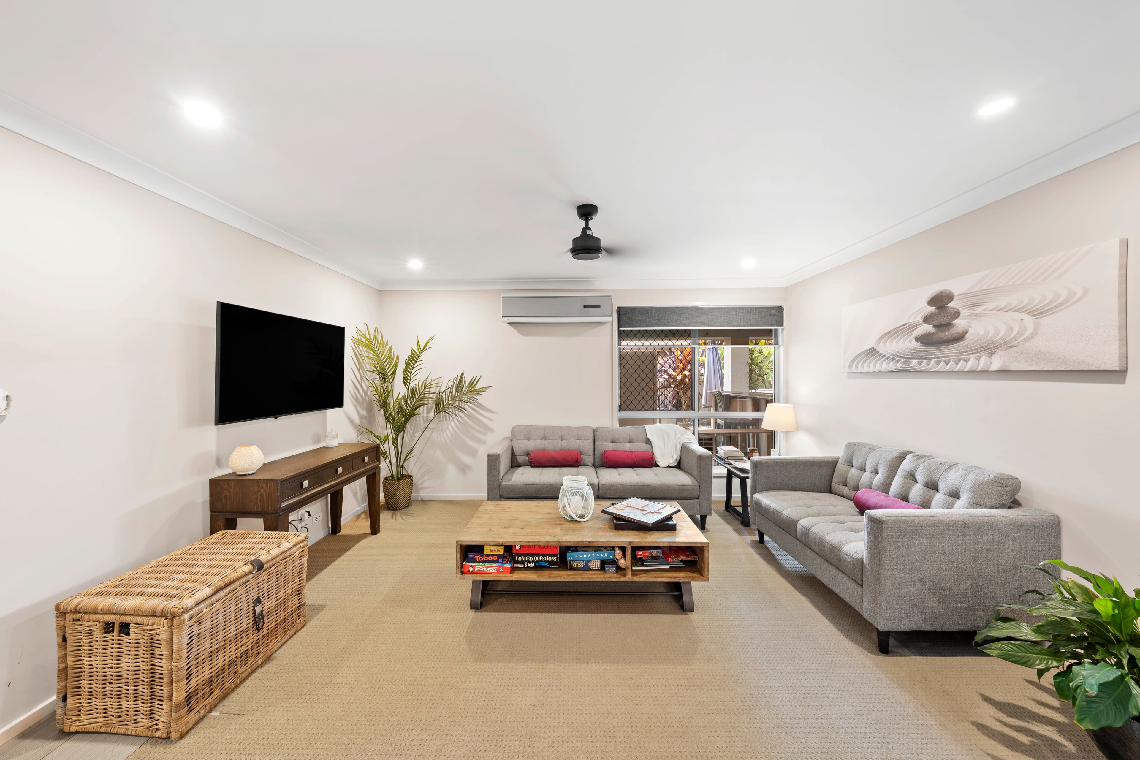 30 Ebony Crescent, Redland Bay, Redland Bay - Thumbnail 4