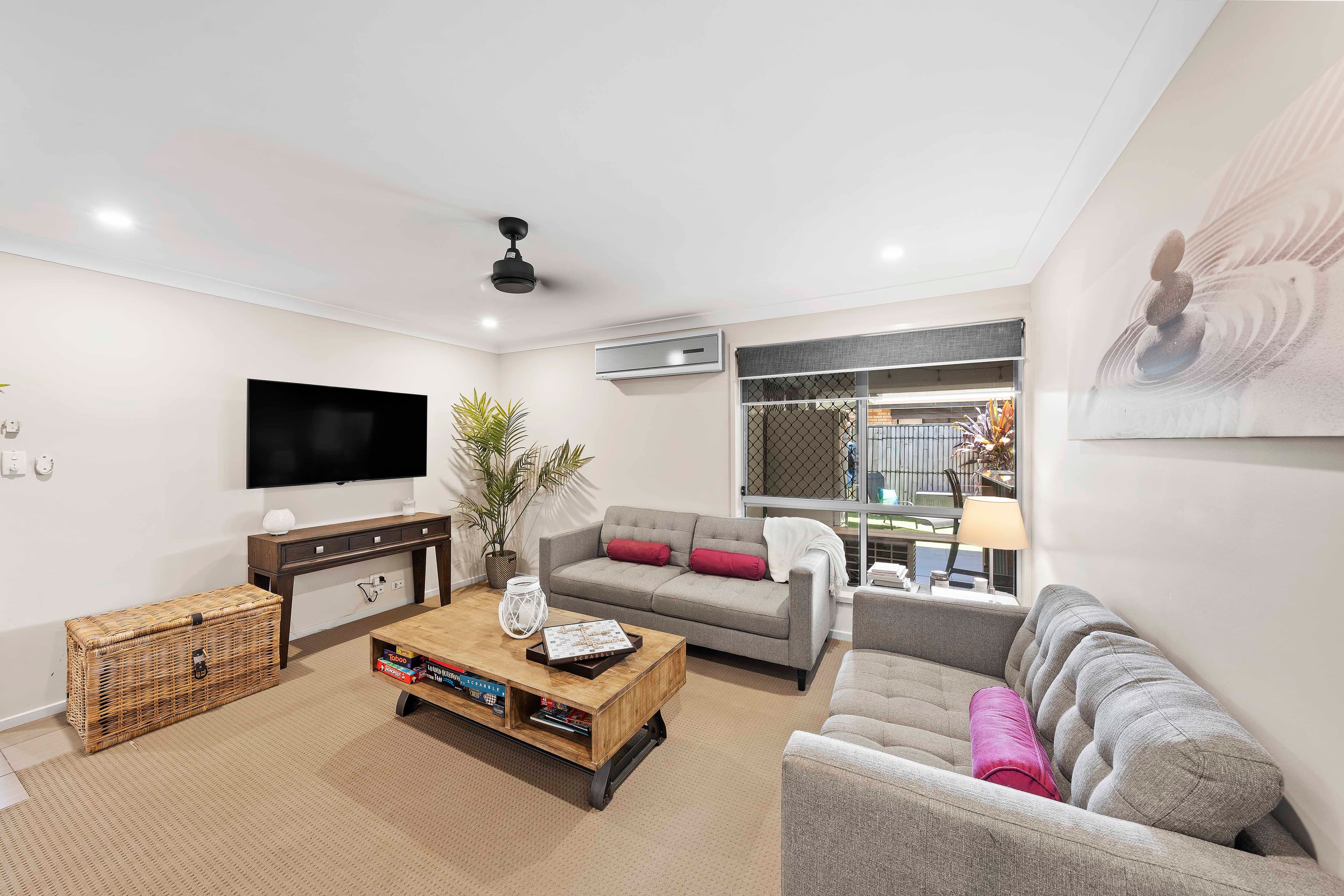 30 Ebony Crescent, Redland Bay, Redland Bay - Thumbnail 5