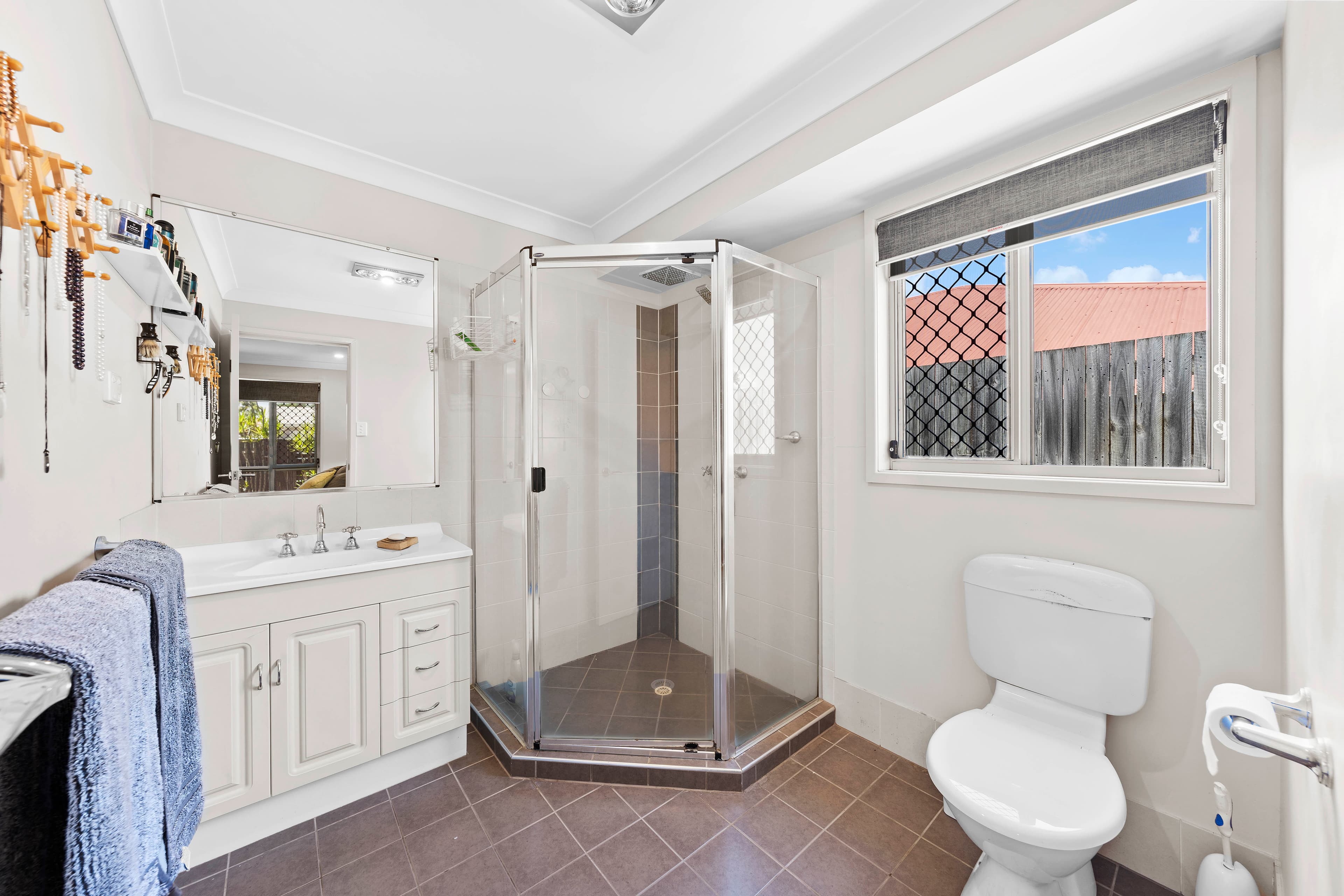 30 Ebony Crescent, Redland Bay, Redland Bay - Thumbnail 7