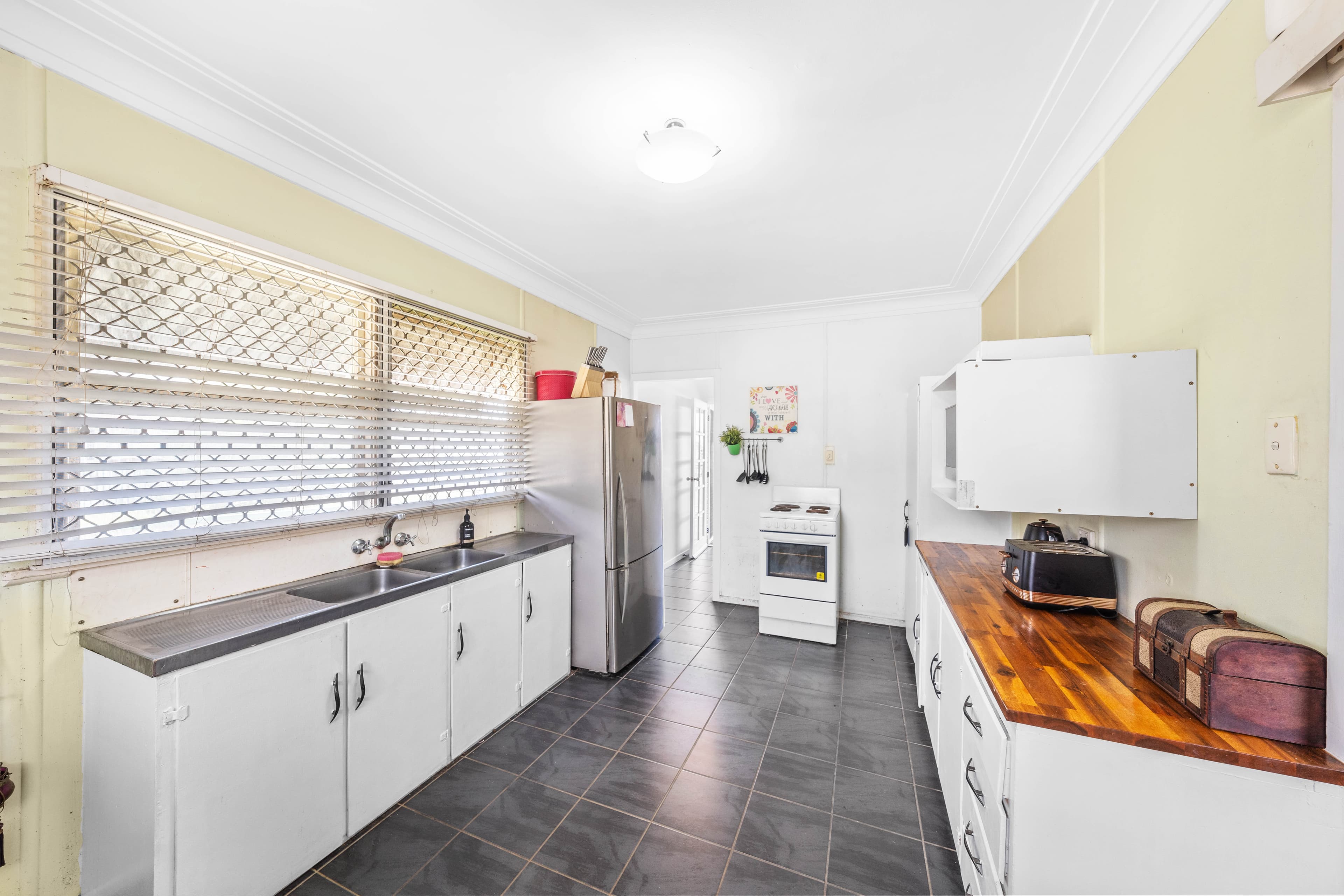 2 Sandown Street, Brighton, Brighton - Thumbnail 4