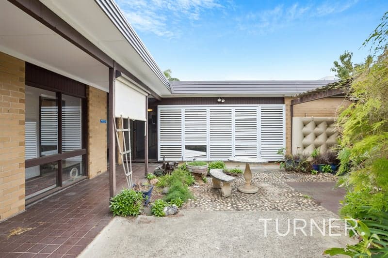 16 Treefern Avenue, Rostrevor - Thumbnail 2