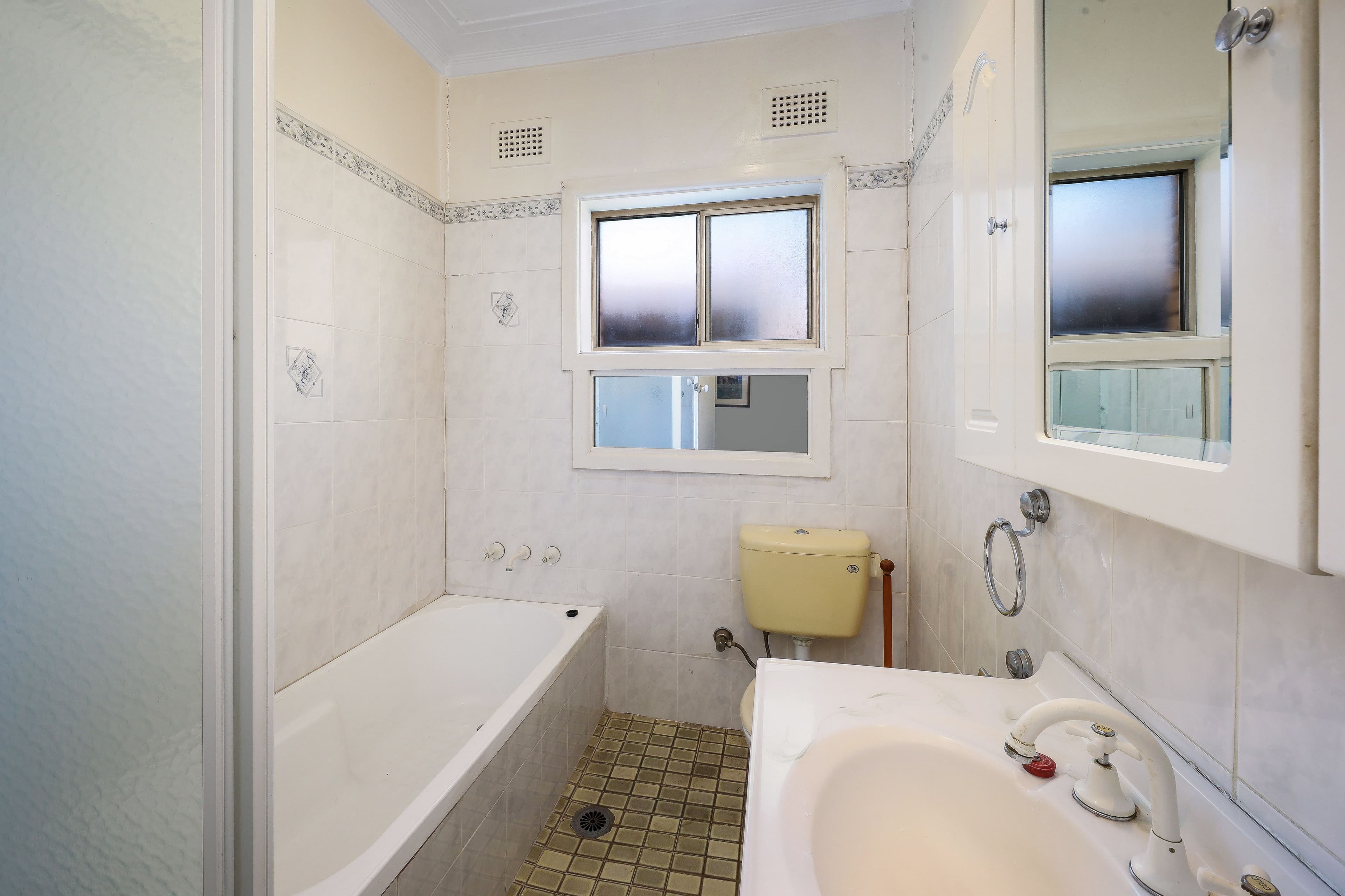 3 Aster Avenue, Punchbowl NSW 2196, Punchbowl - Thumbnail 7