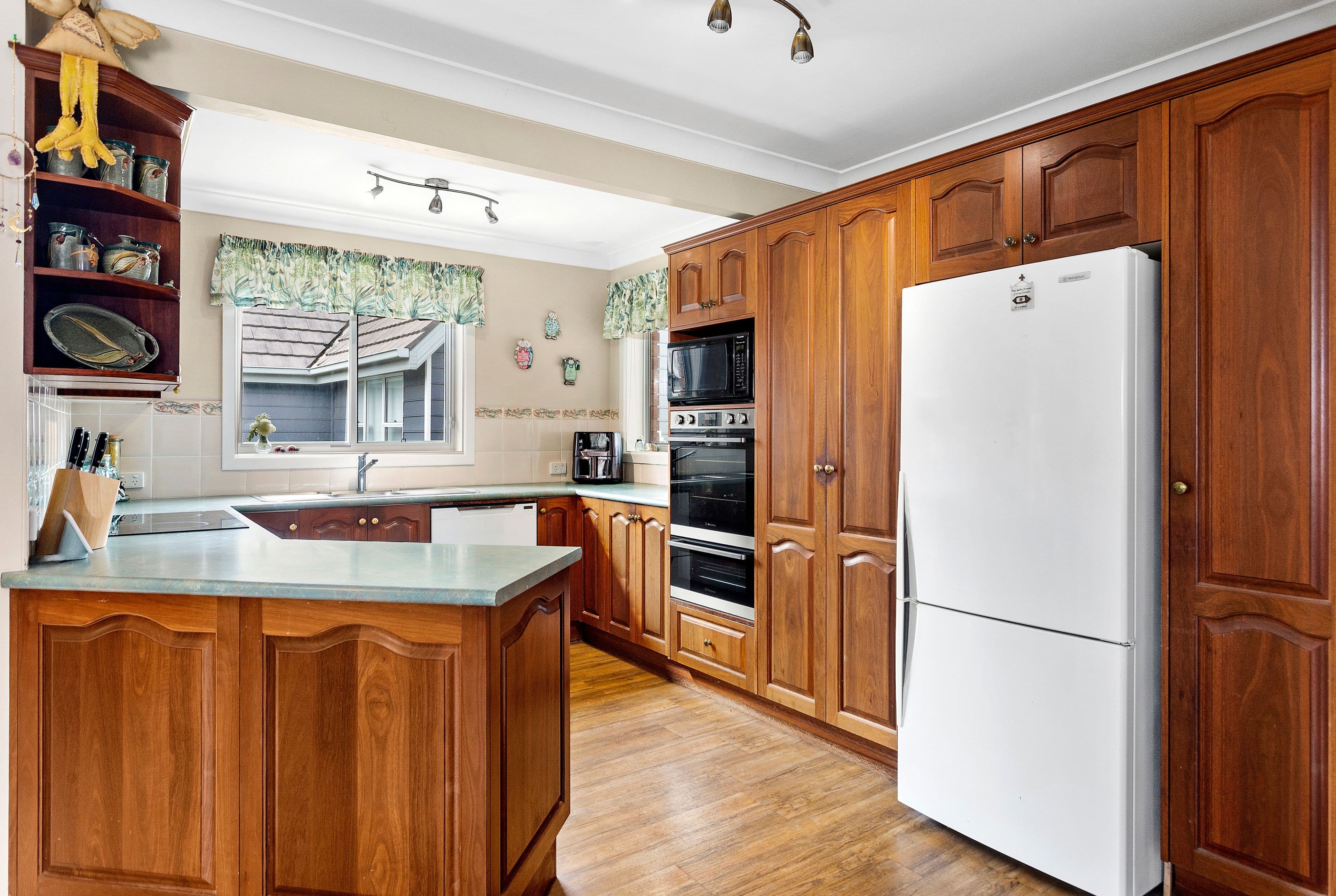 29 Stephanie Avenue, Warilla NSW 2528, Warilla - Thumbnail 3