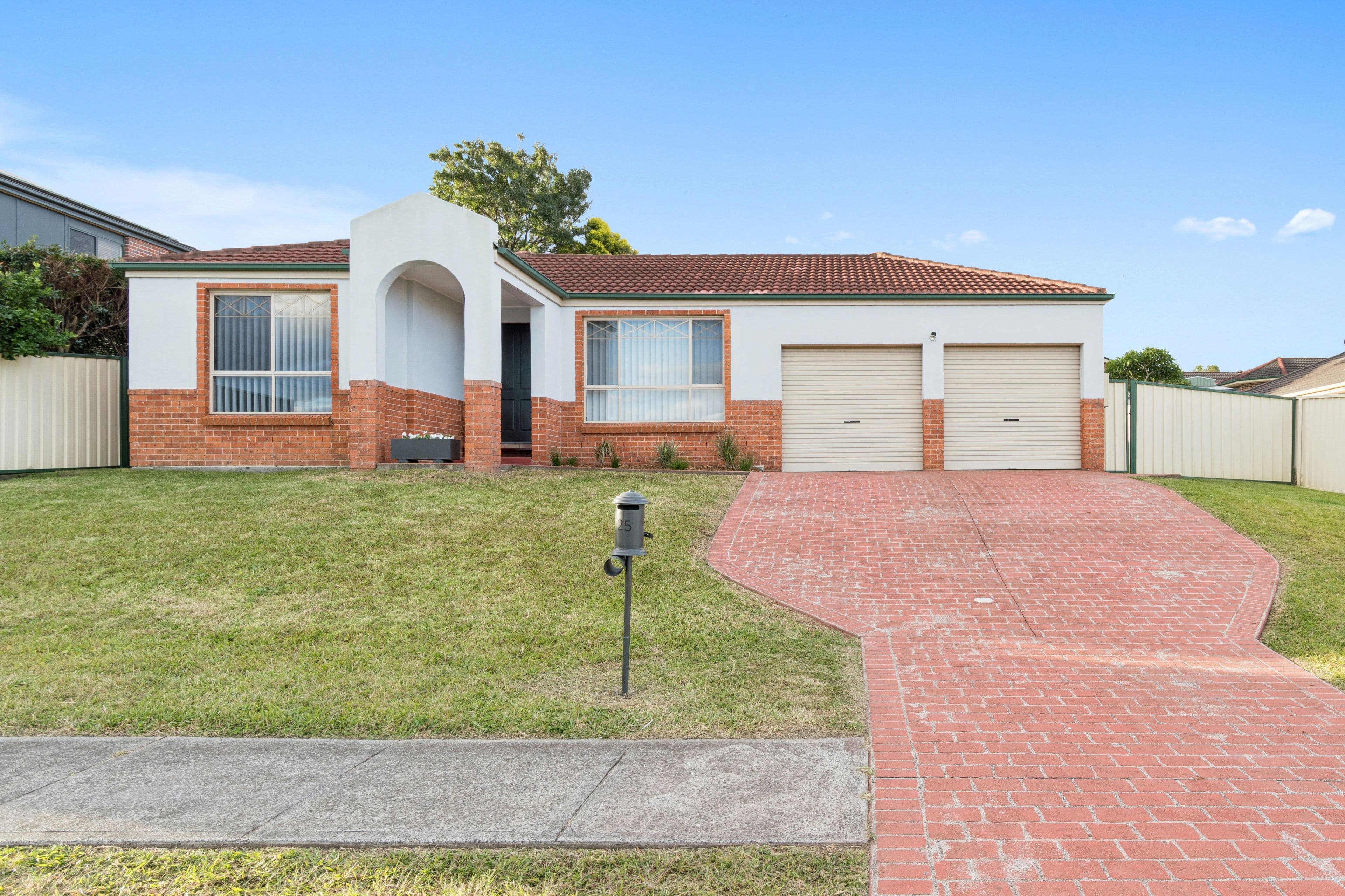 25 Glengarry Way, Horsley NSW 2530, Horsley - Image 1