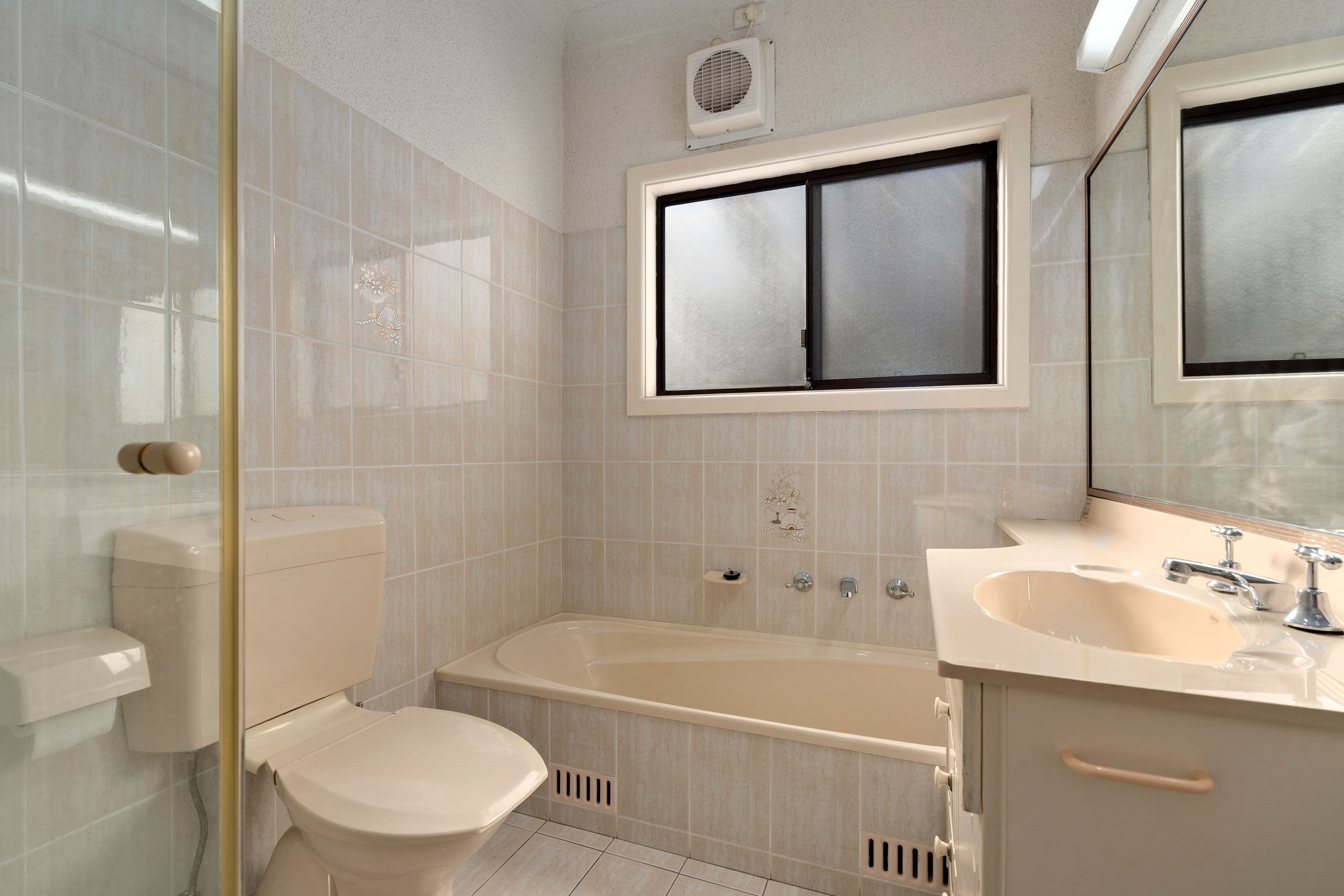 11 Duke Street, Canley Heights NSW 2166, Canley Heights - Thumbnail 8