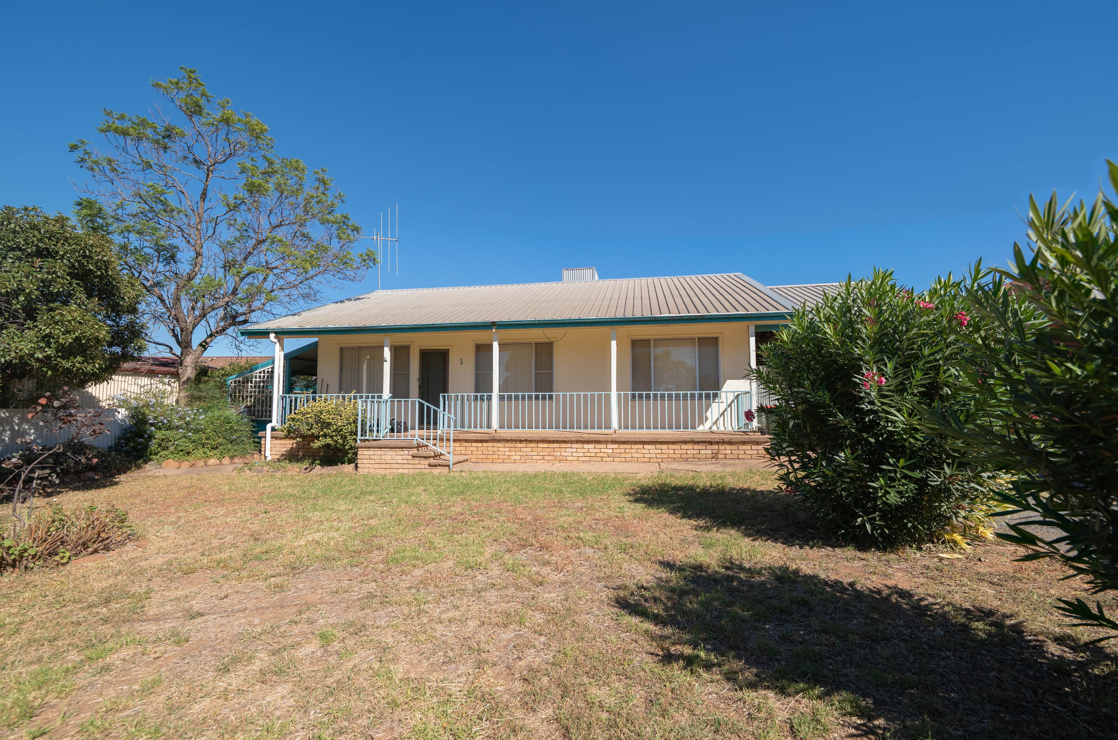54 Coleman Road, Parkes NSW 2870, Parkes - Image 1