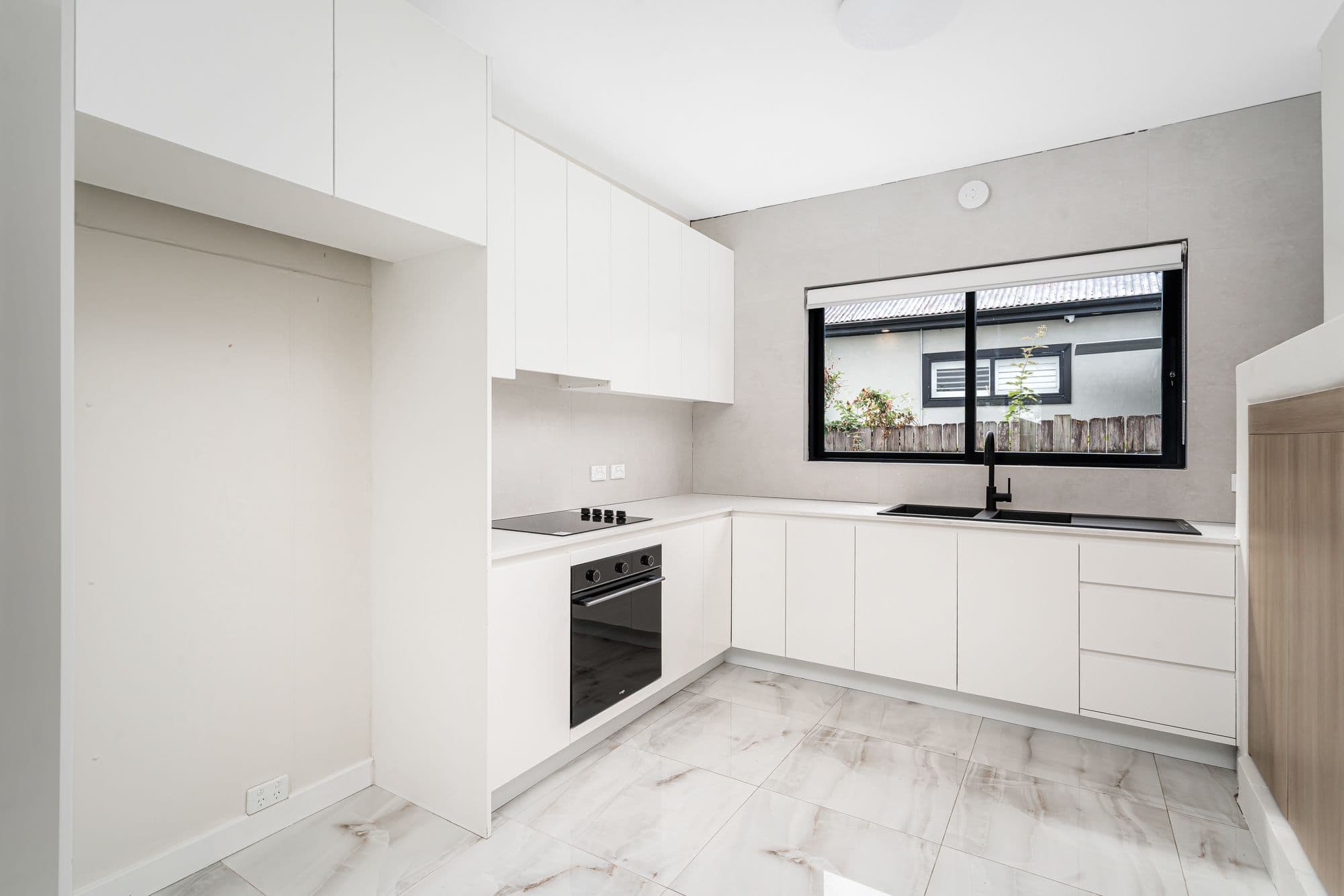 32 Oxley Street, Campbelltown NSW 2560, Campbelltown - Thumbnail 3