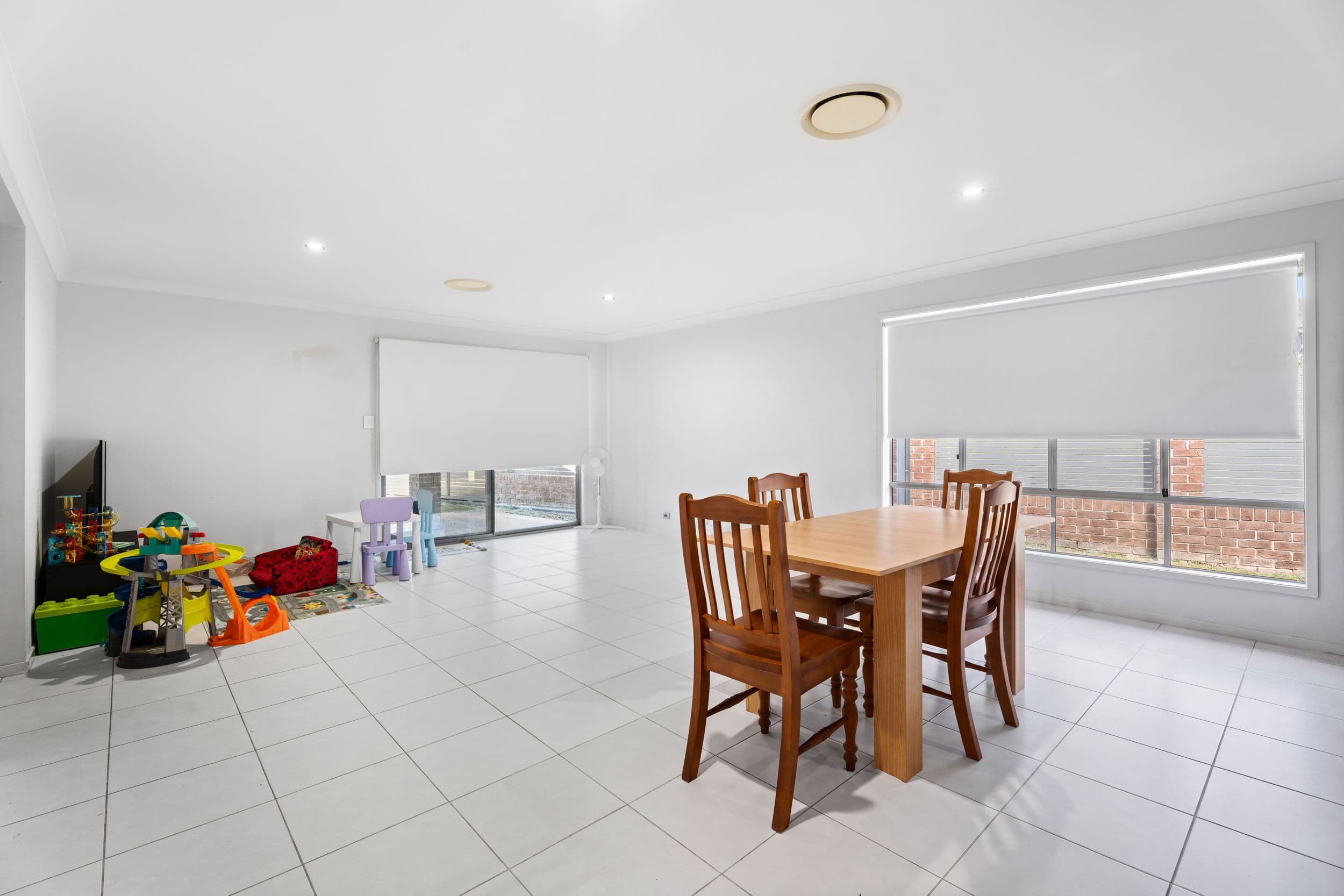 38 Cropton Street, JORDAN SPRINGS NSW 2747, Jordan Springs - Thumbnail 4