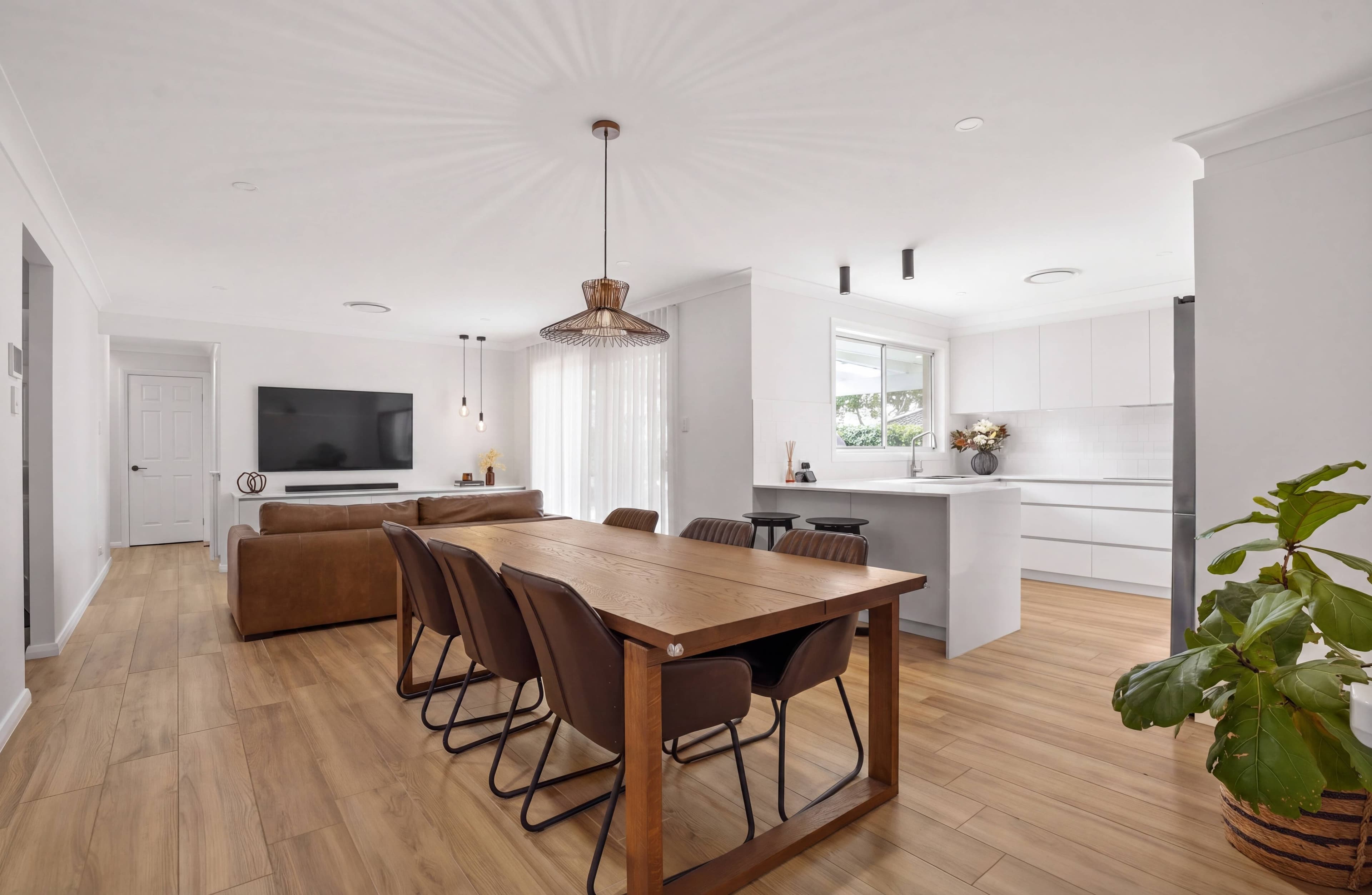 411b Thirlmere Way, Thirlmere - Thumbnail 4