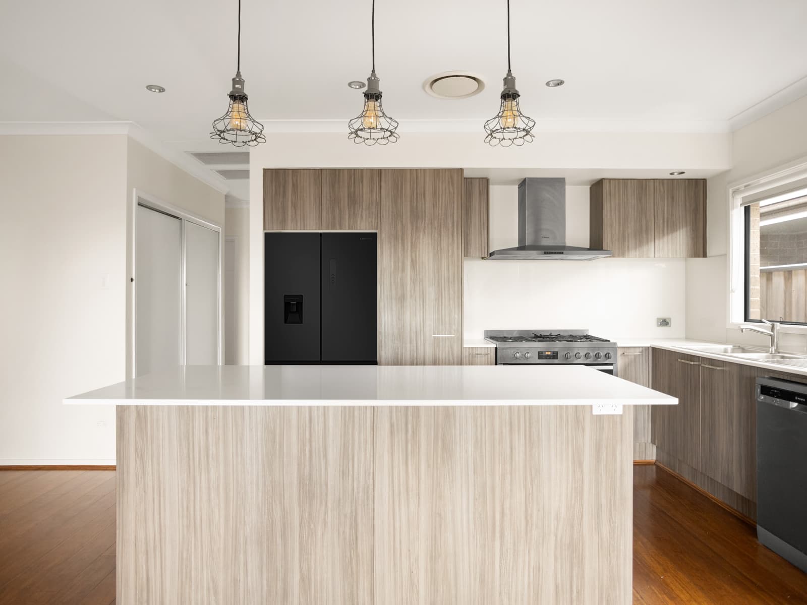 27 Tobruk Street, Bardia - Thumbnail 4