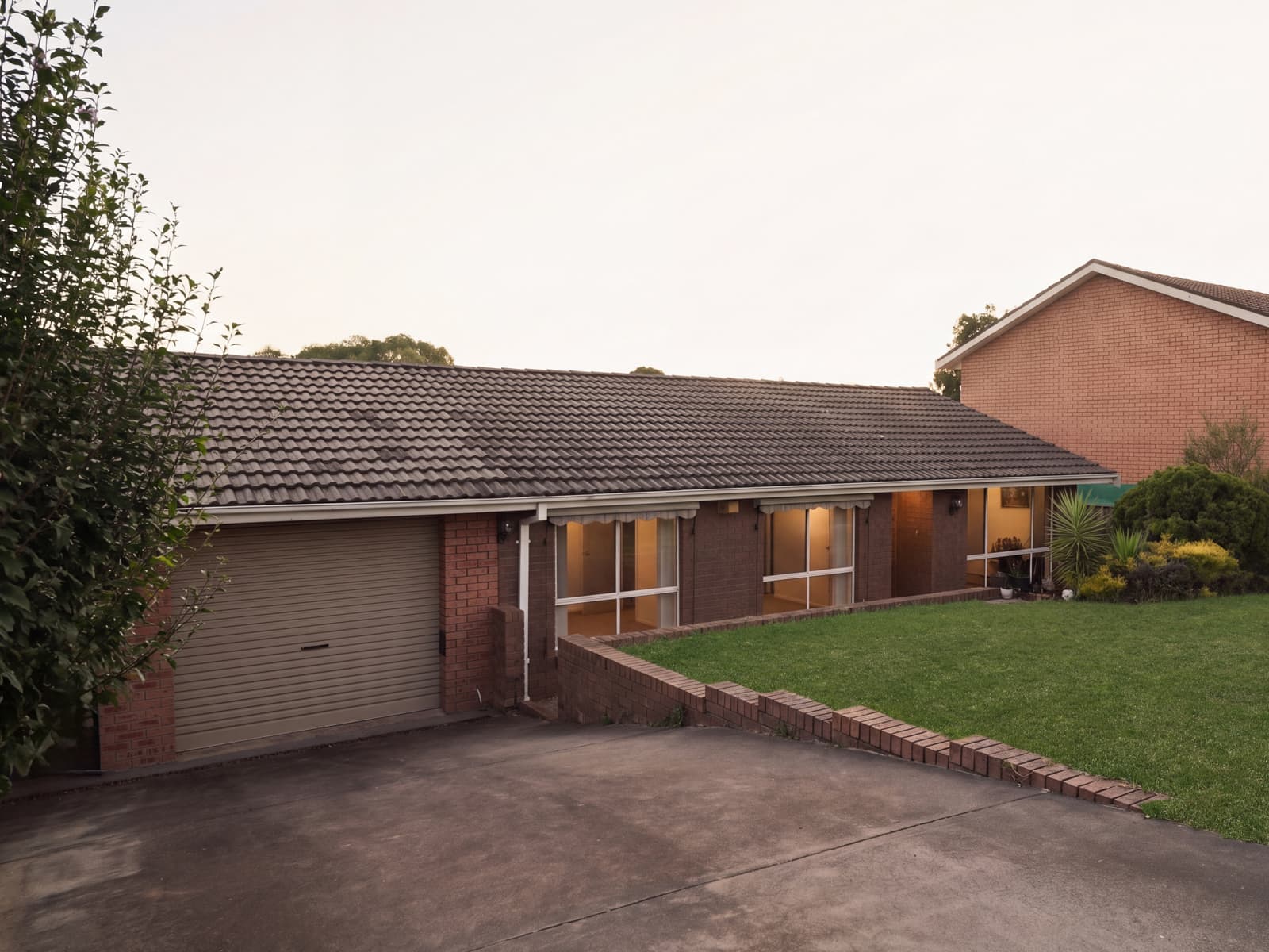 10 Casby Place, Ambarvale - Image 1