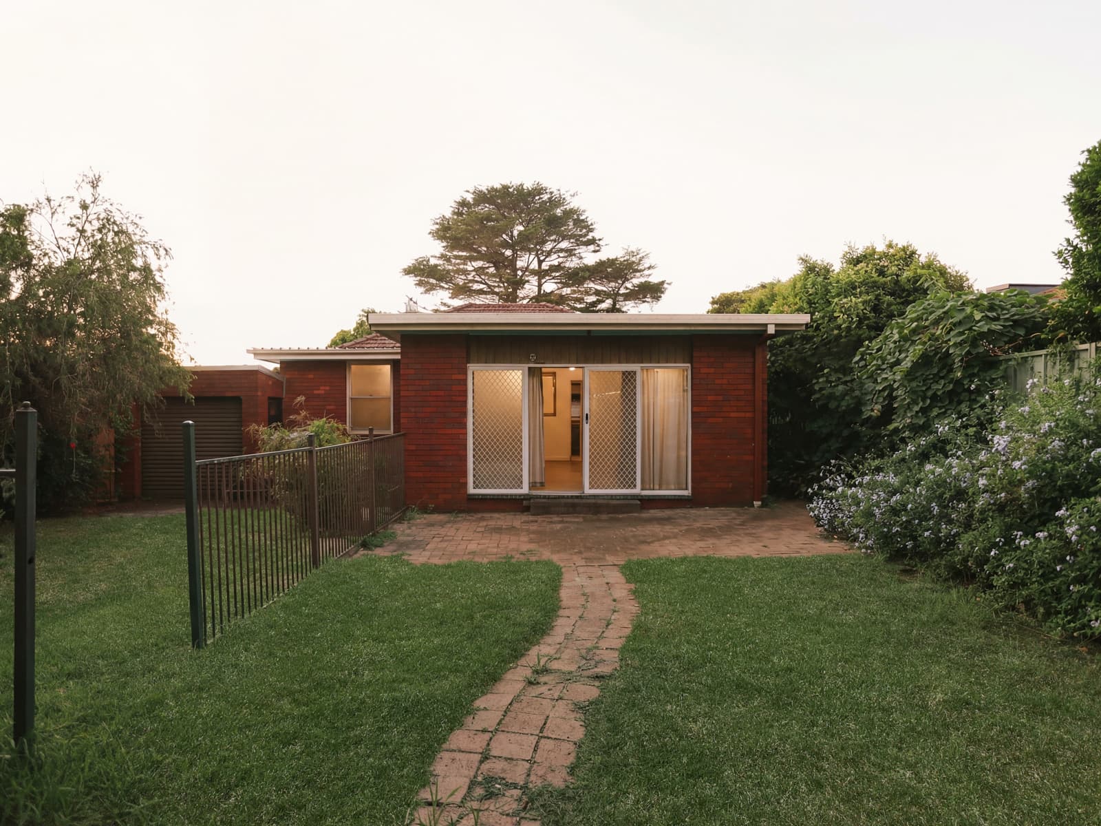 1 Chivers Avenue, Lugarno - Thumbnail 8
