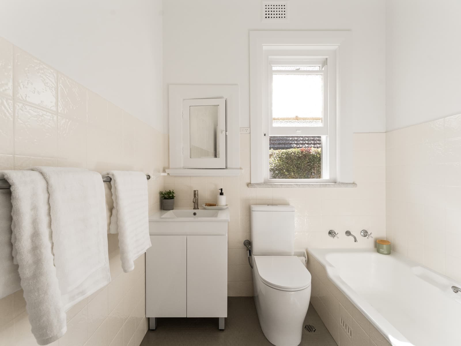 24 Leeder Avenue, Penshurst - Thumbnail 7