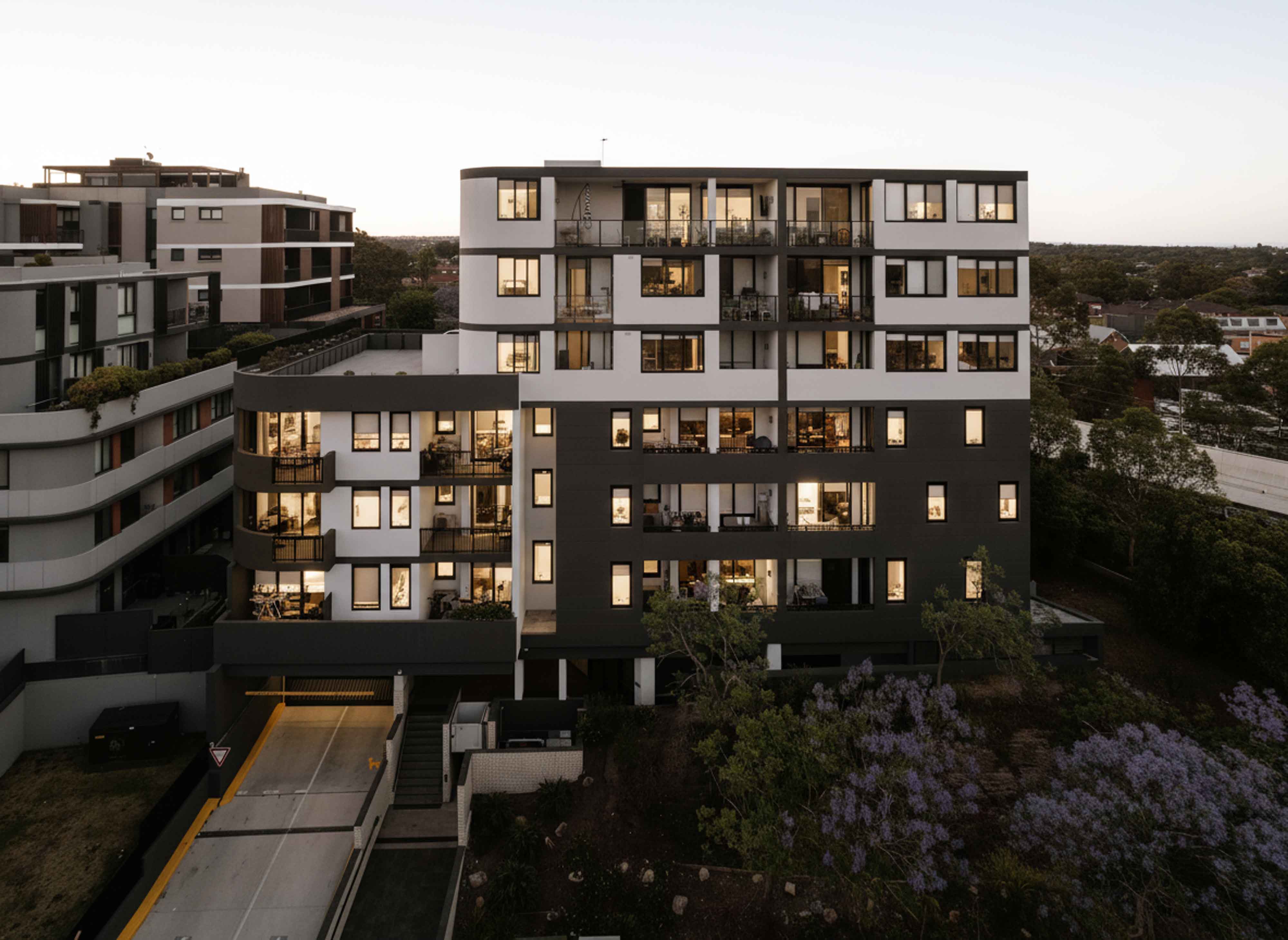 301/1 Ellen Subway, Mortdale - Thumbnail 2