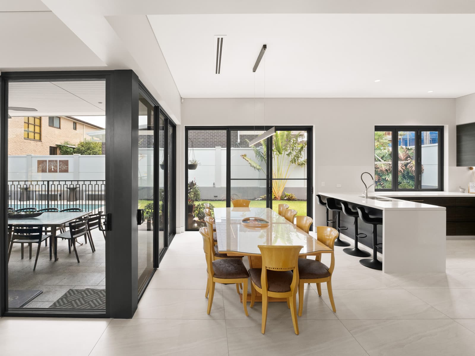 1 The Crescent, Hurstville Grove - Thumbnail 5