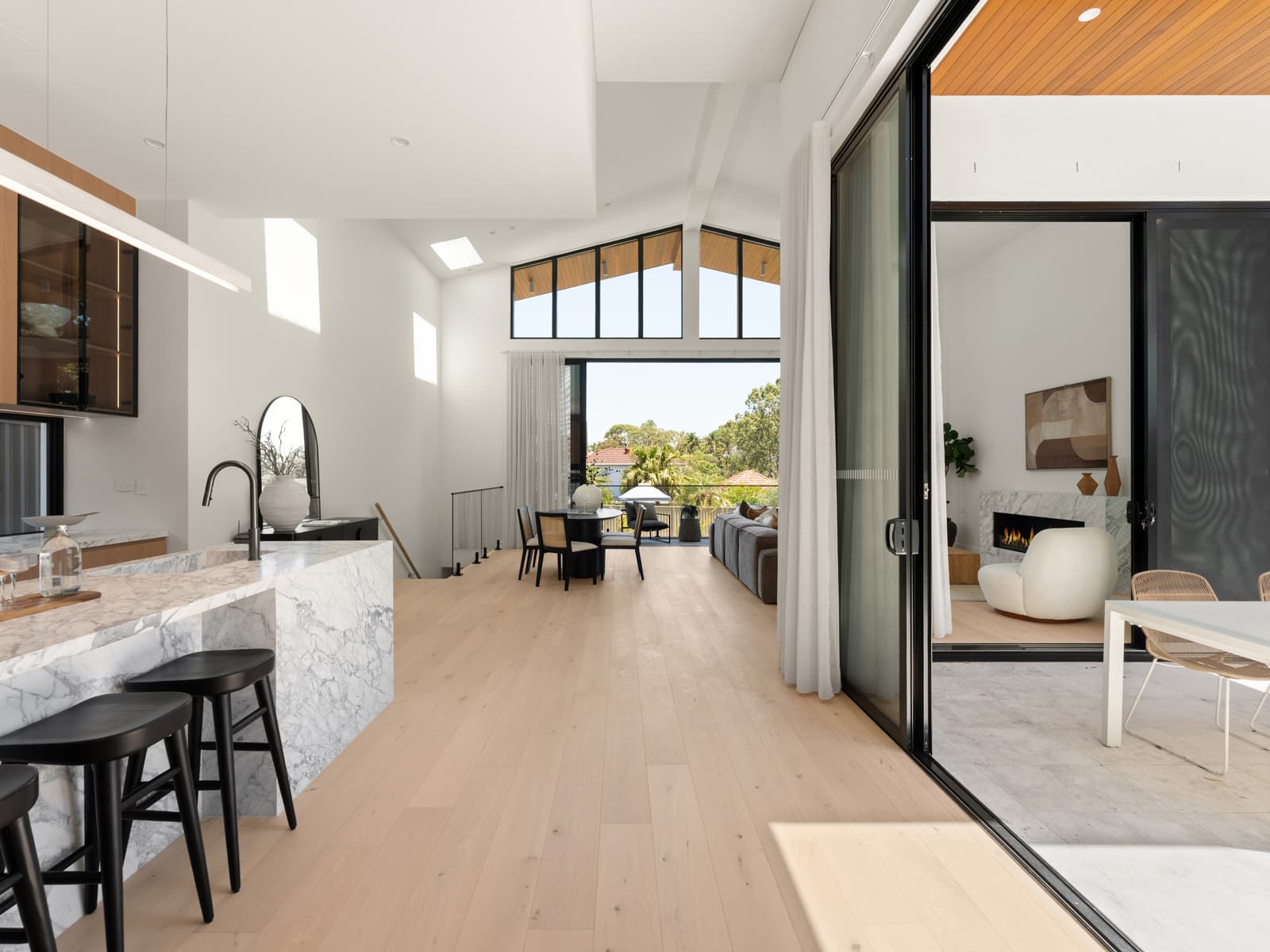 28 Gungah Bay Road, Oatley - Thumbnail 4