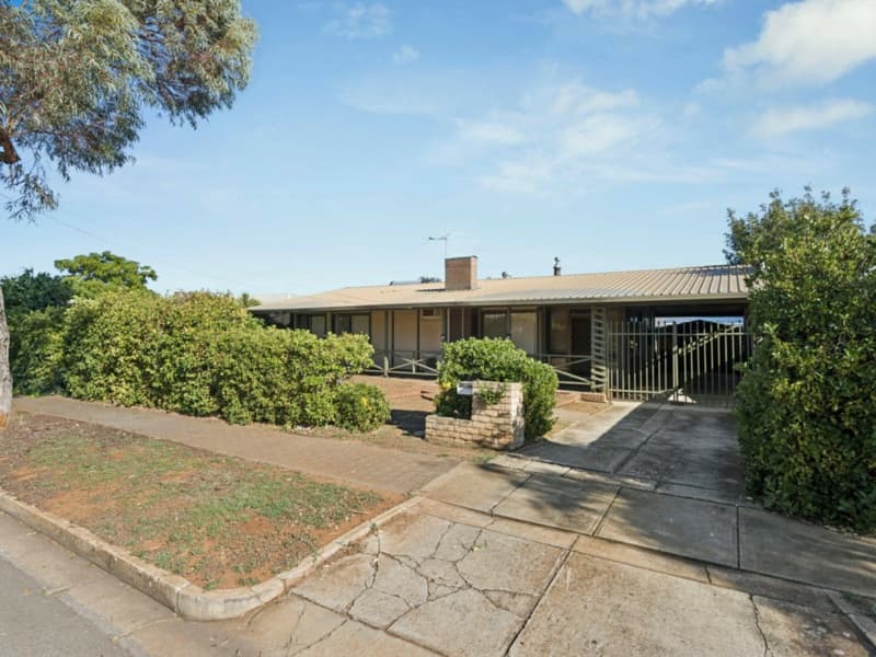 4 Parham Street, Elizabeth Downs, Elizabeth Downs - Image 1