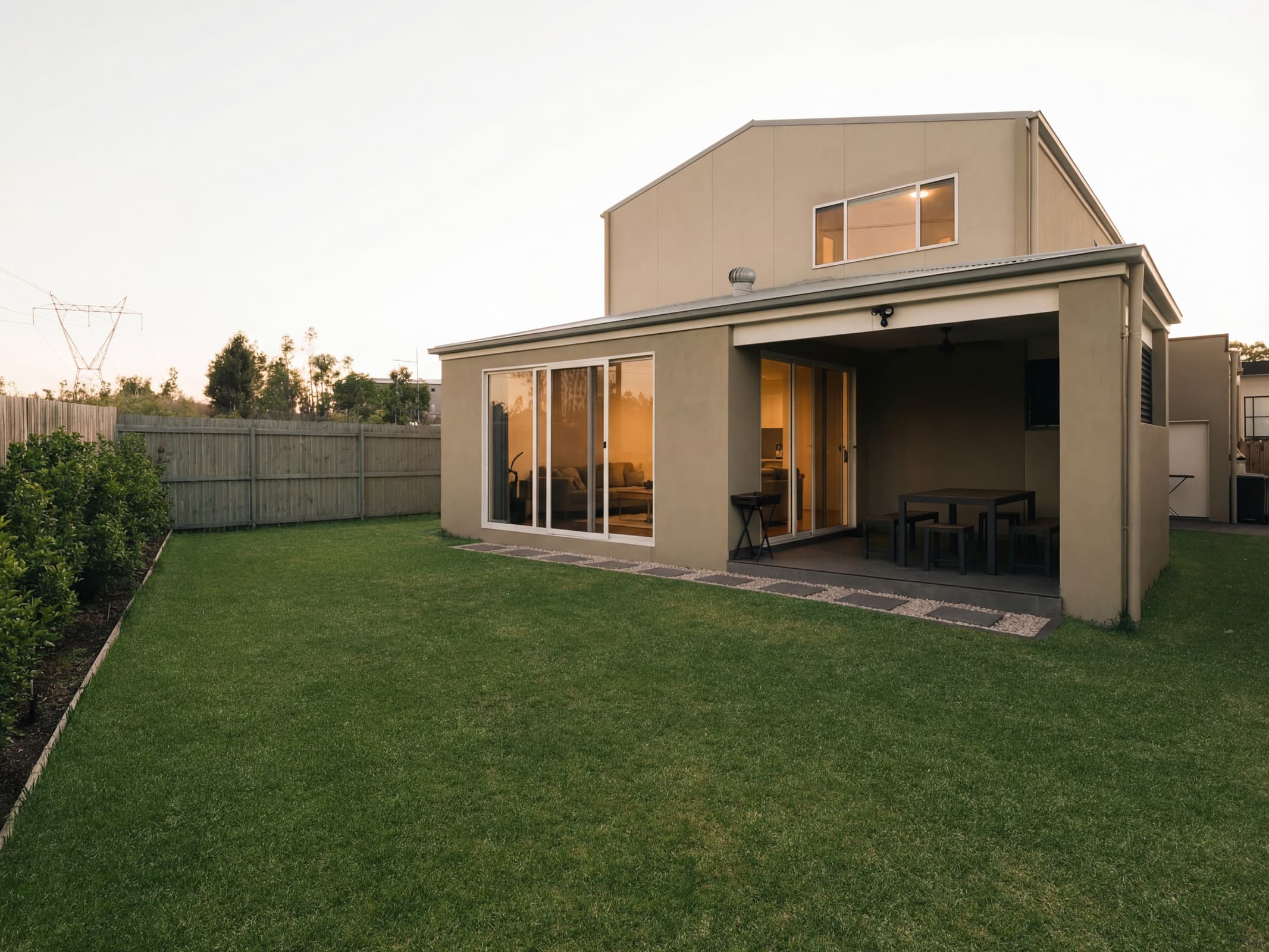 22A Verdant Drive, Gledswood Hills - Thumbnail 2