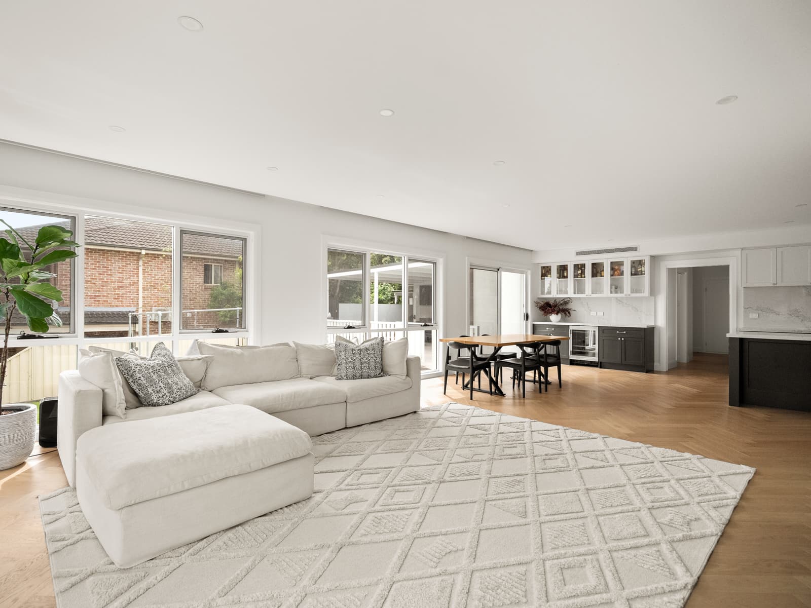 58 Greenacre Road, South Hurstville - Thumbnail 3