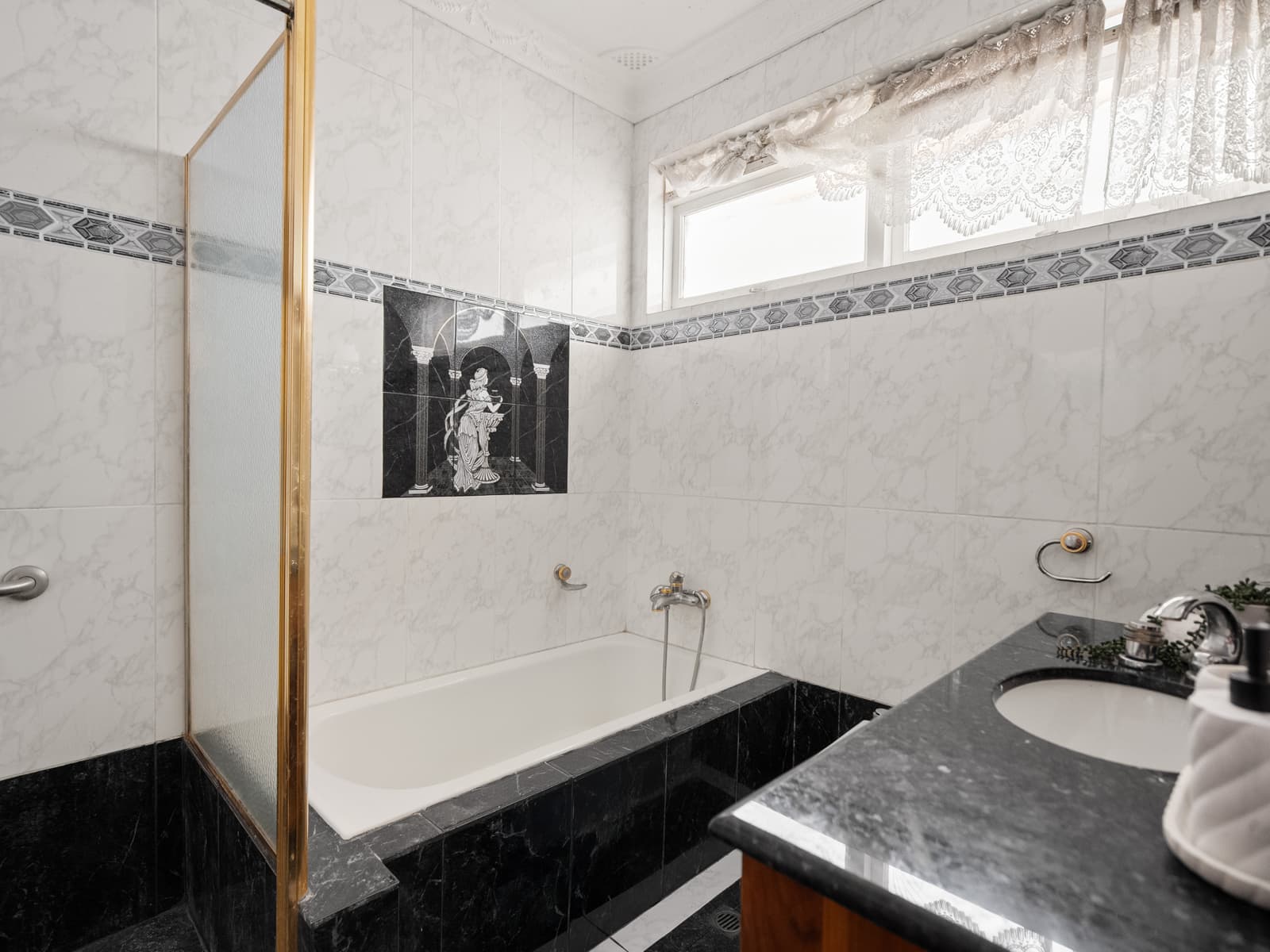 48 Homedale Crescent, Connells Point - Thumbnail 8