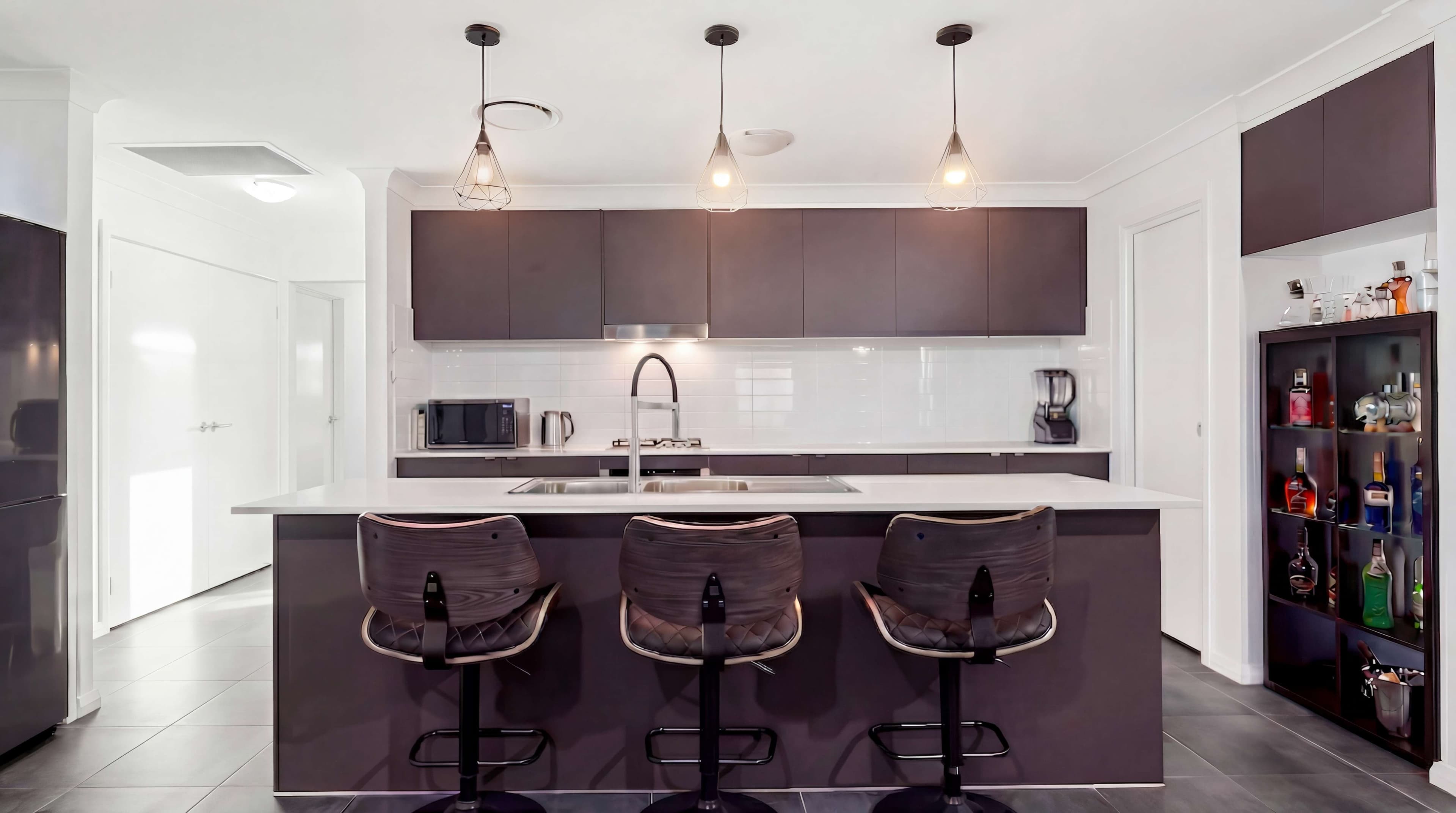 17 Springs Road, Spring Farm - Thumbnail 2