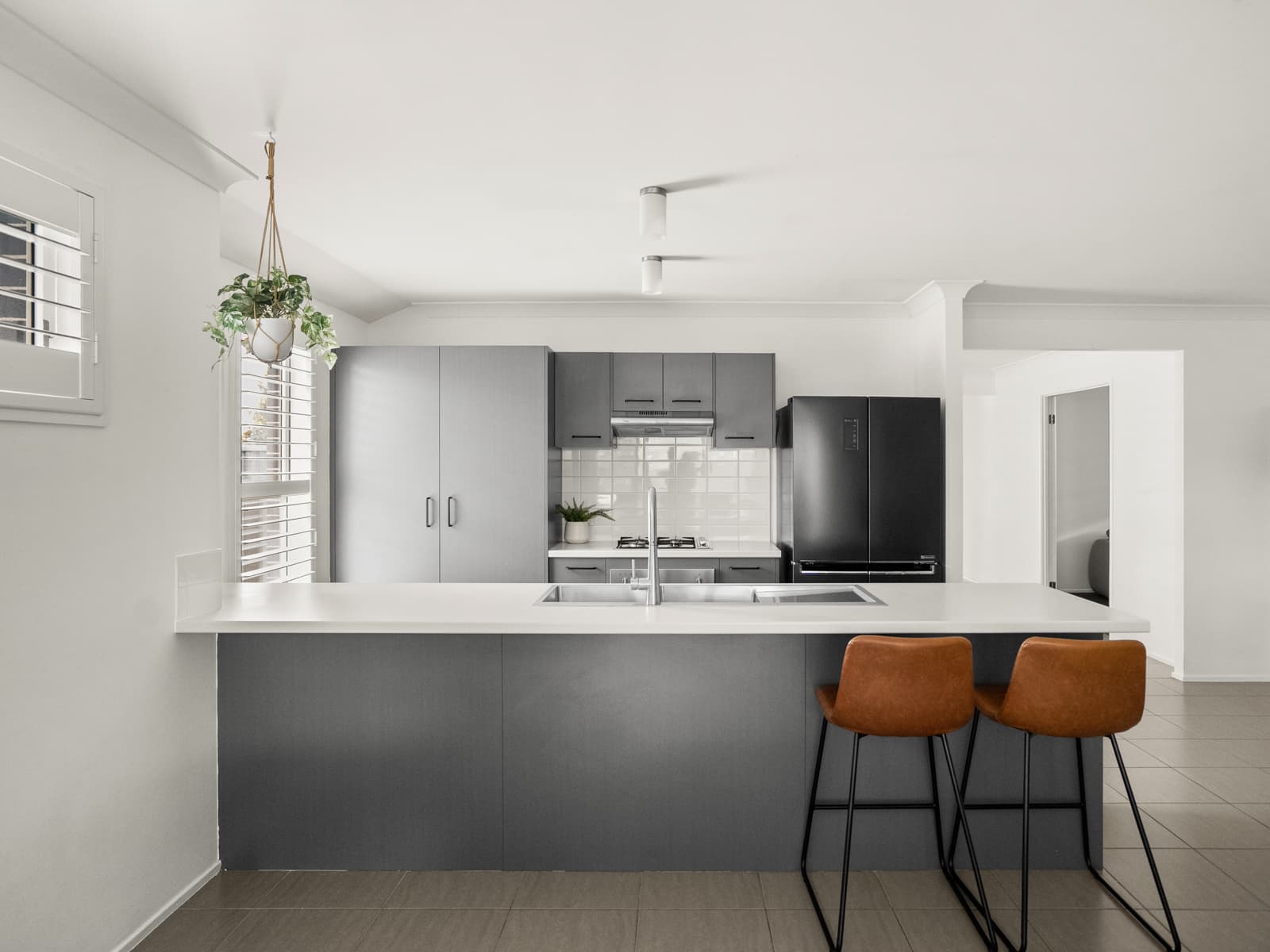 21 Discovery Circuit, Gregory Hills - Thumbnail 2