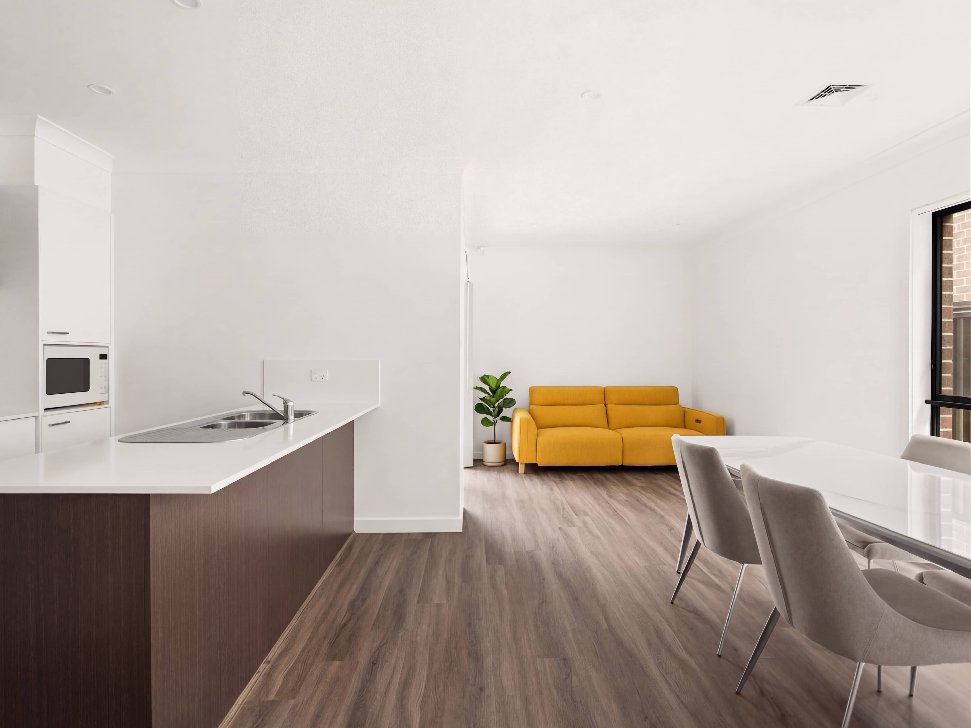 44 Melton Circuit, Gregory Hills - Thumbnail 6