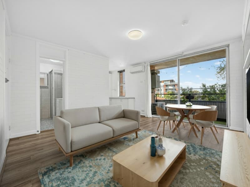 33/4 Bulwer Street, Perth, Perth - Image 1