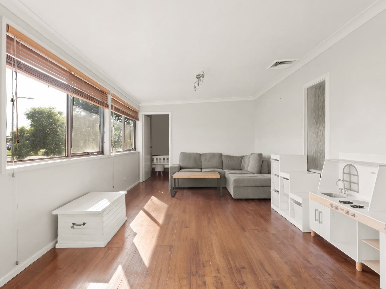 2 Wattle Road, Ruse - Thumbnail 7