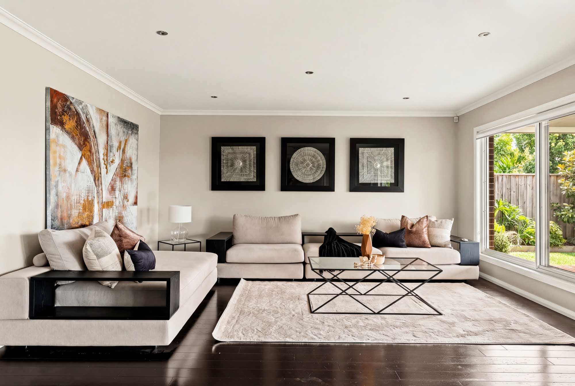 1 Willandra Crescent, North Kellyville - Thumbnail 2