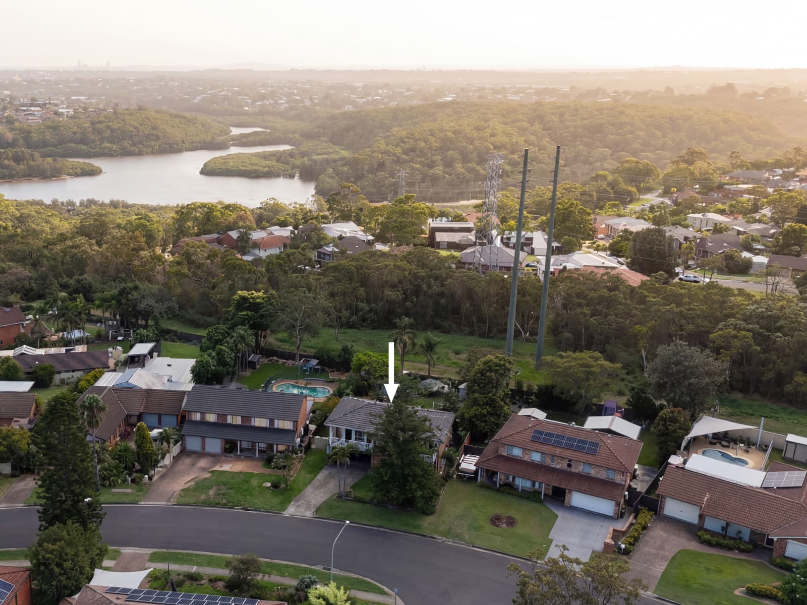 146 Brushwood Drive, Alfords Point - Thumbnail 5