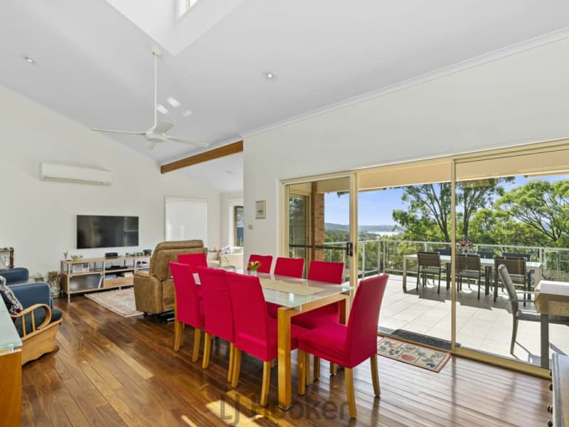 3 Ealing Crescent, Fishing Point, Fishing Point - Image 1