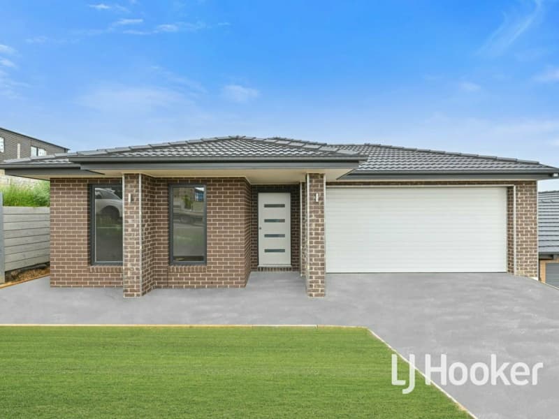 8 Scenic Rise, Pakenham, Pakenham - Image 1