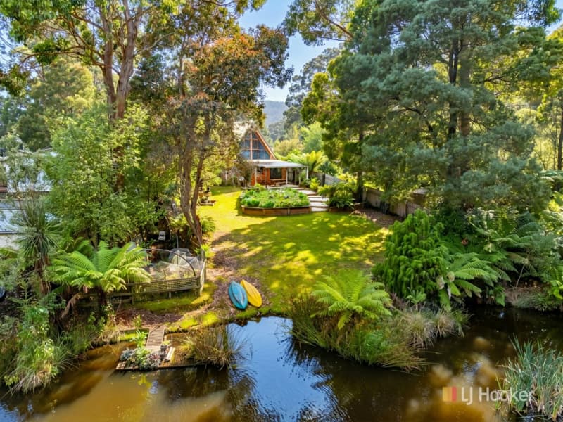 7 Tink Taylor Avenue, Sisters Beach, Sisters Beach - Image 1