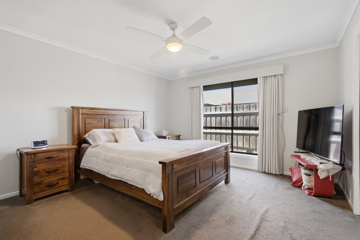 7 Parklands Place, Morwell VIC 3840, Morwell - Thumbnail 2