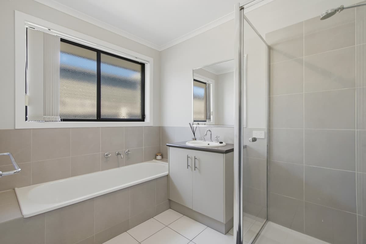 7 Parklands Place, Morwell VIC 3840, Morwell - Thumbnail 7