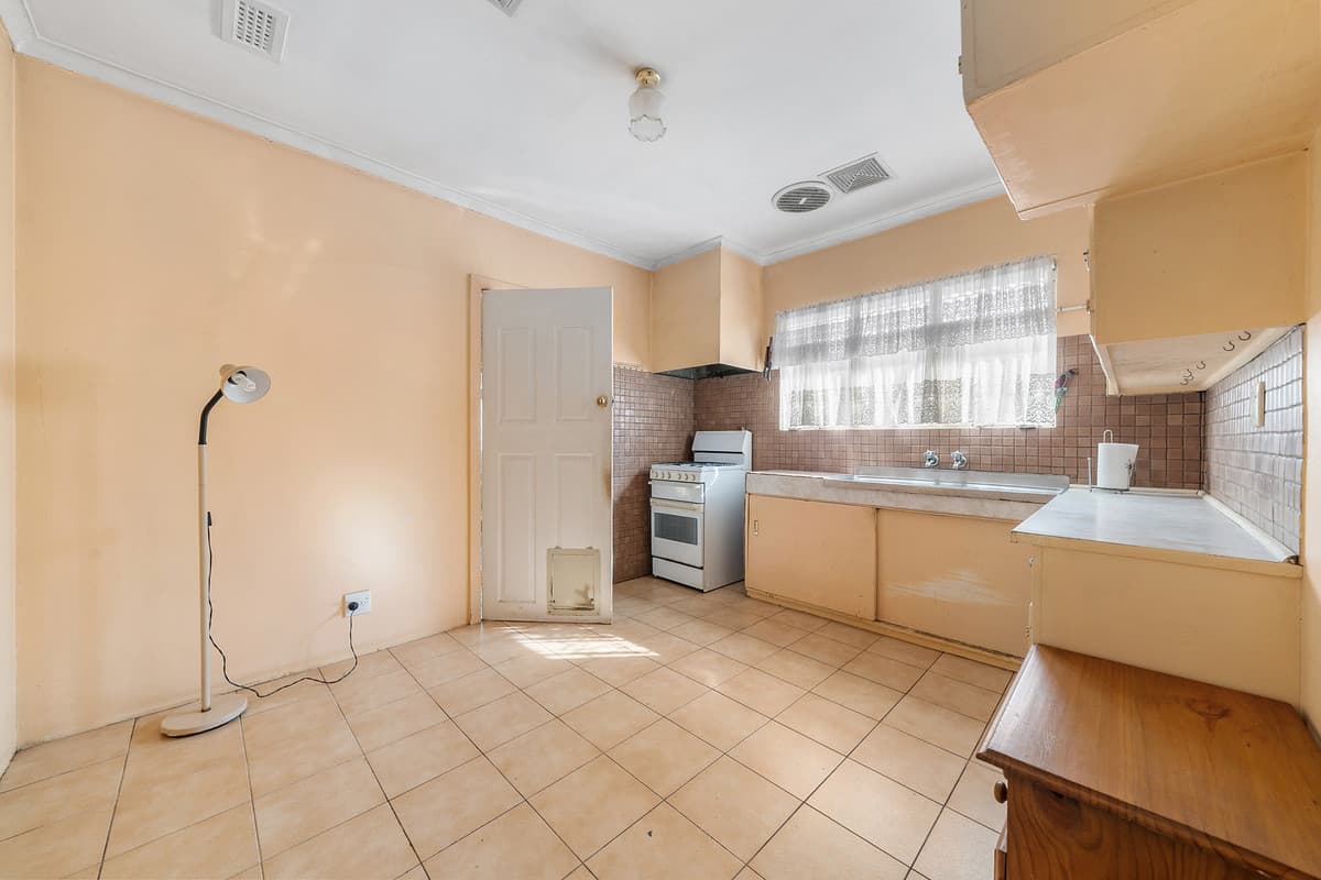 25 Heather Court, Glenroy VIC 3046, Glenroy - Thumbnail 5
