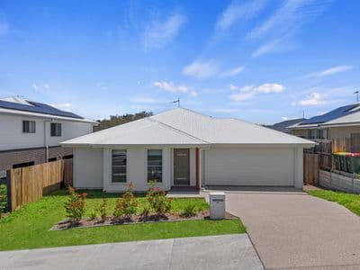 34 COOPER DRIVE, Collingwood Park, Collingwood Park - Image 1